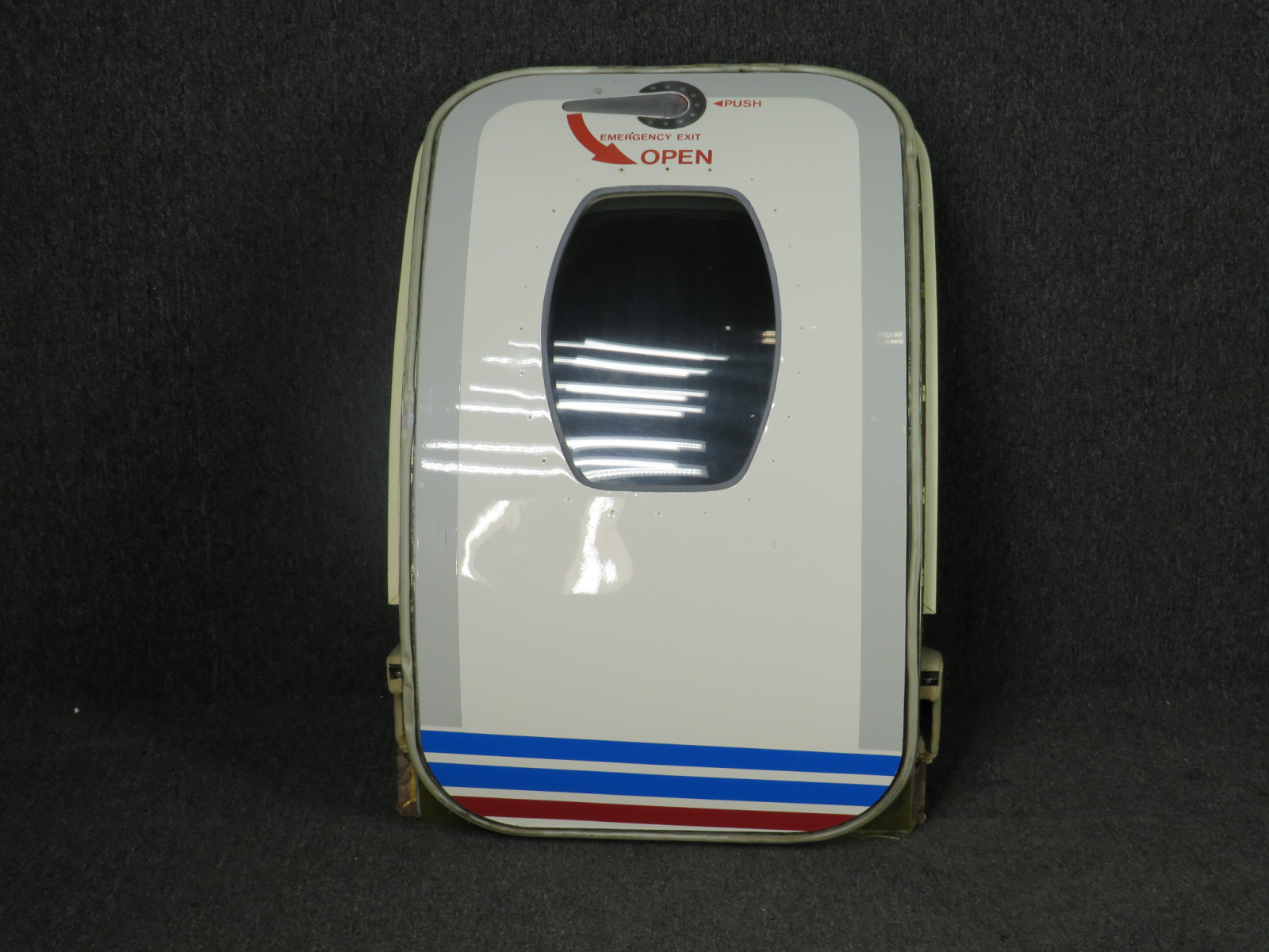 5511250-43 (Use: 6511266-20) Cessna Citation II 550 Escape Hatch