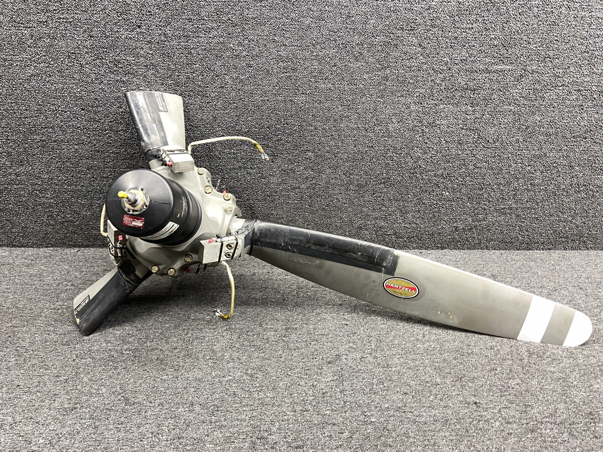 PHC-J3YF-2UF Hartzell Three Blade Propeller Hub Assembly with