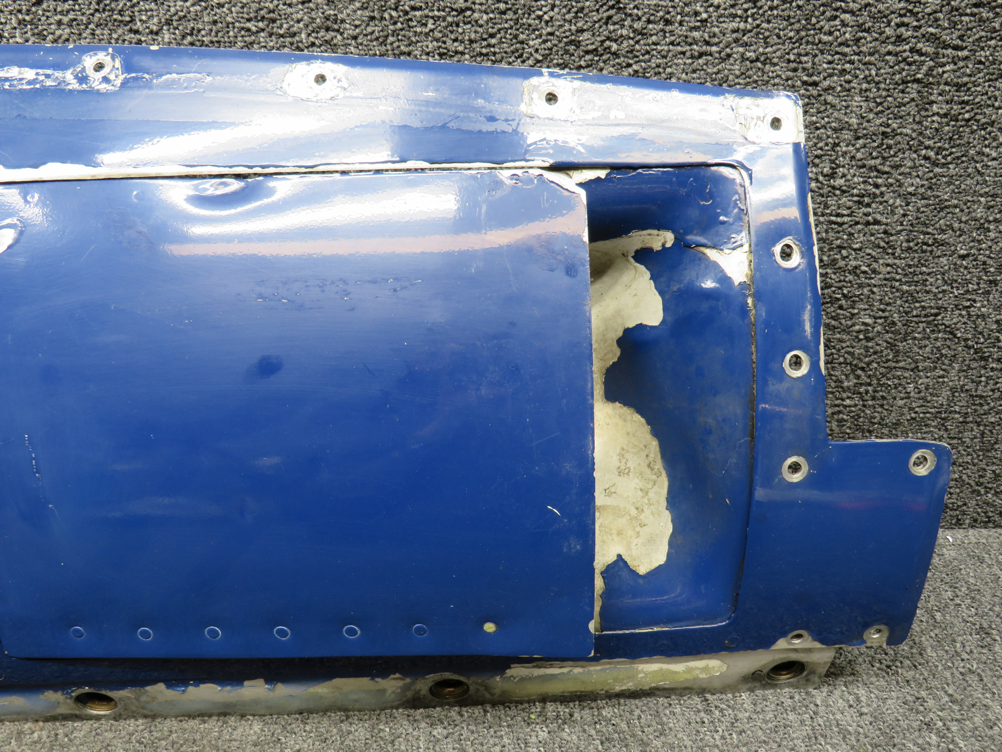 0851170-200 (Use: 0851170-213) Cessna 414 Lower Inboard LH Cowl Panel