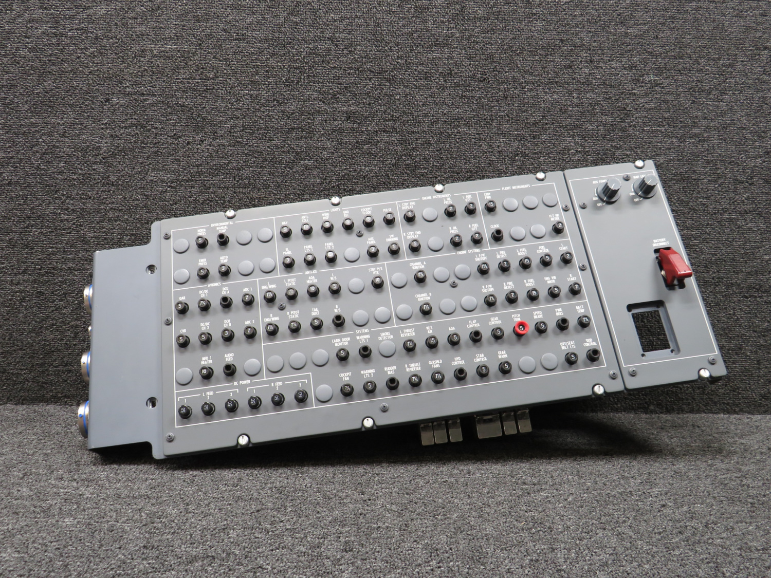 75ページ 6618148-1 Cessna 560XL Citation XLS+ Left Circuit Breaker-Panel Assy