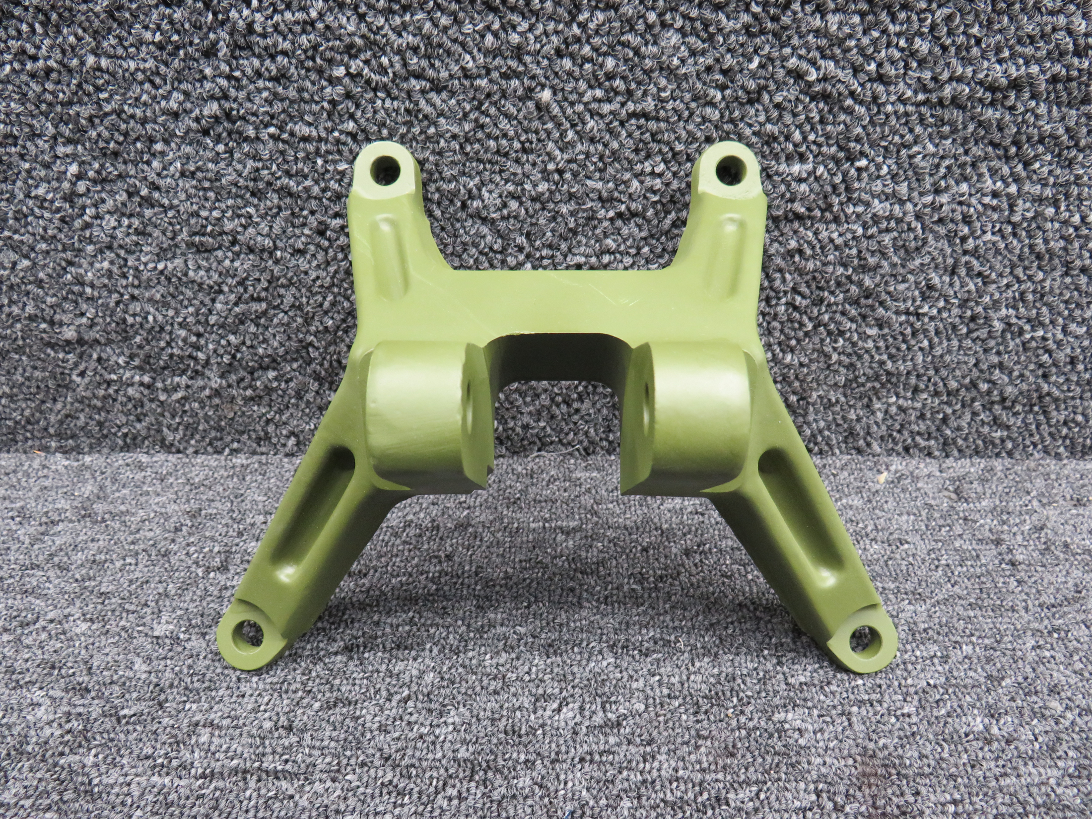 2243002-2 Cessna R182 Nose Gear Actuator Attach Fitting with 8130