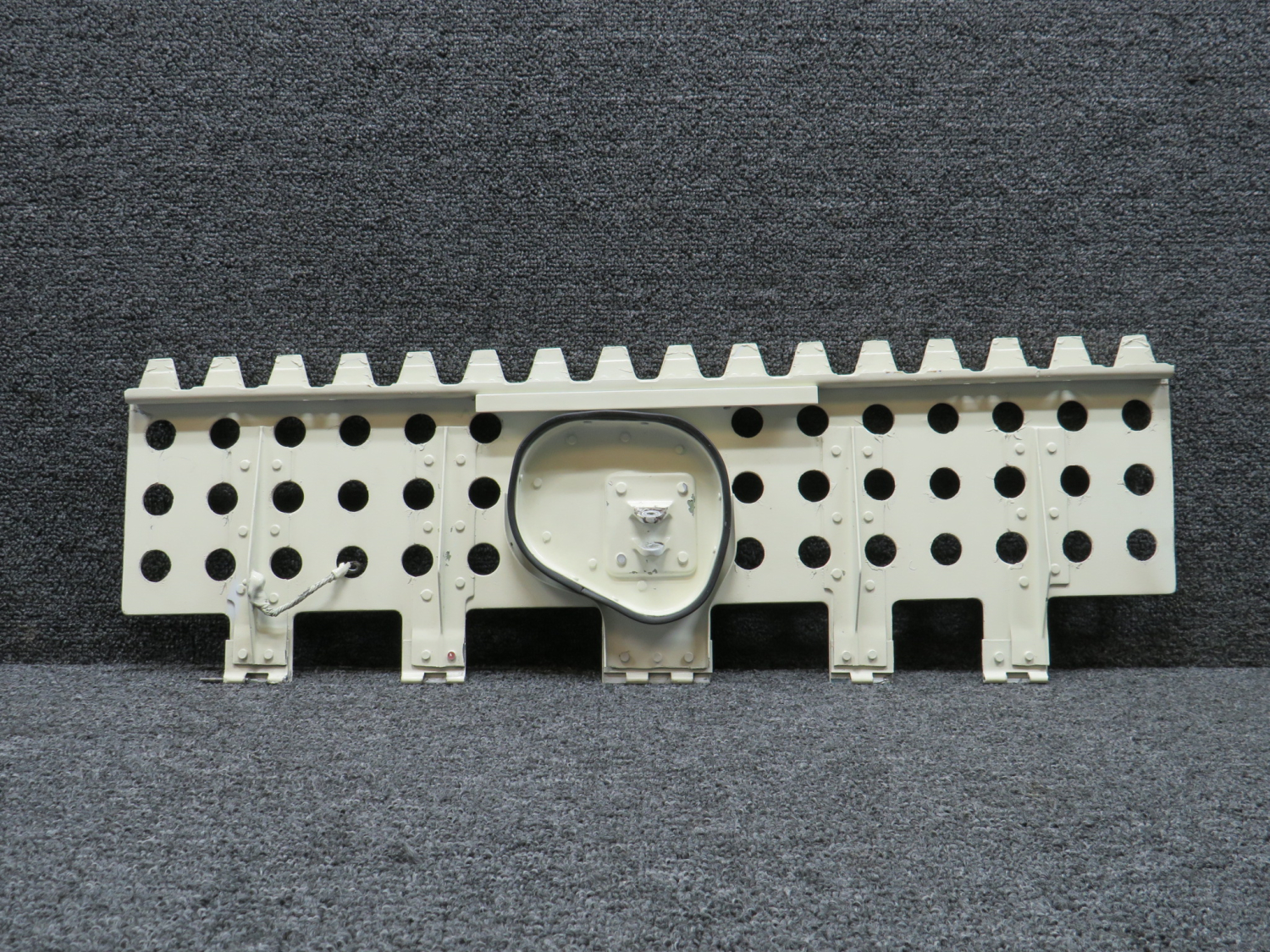 lastページ 6525129-3 Cessna 560XL (XLS+) Upper Speed Brake Panel Assembly
