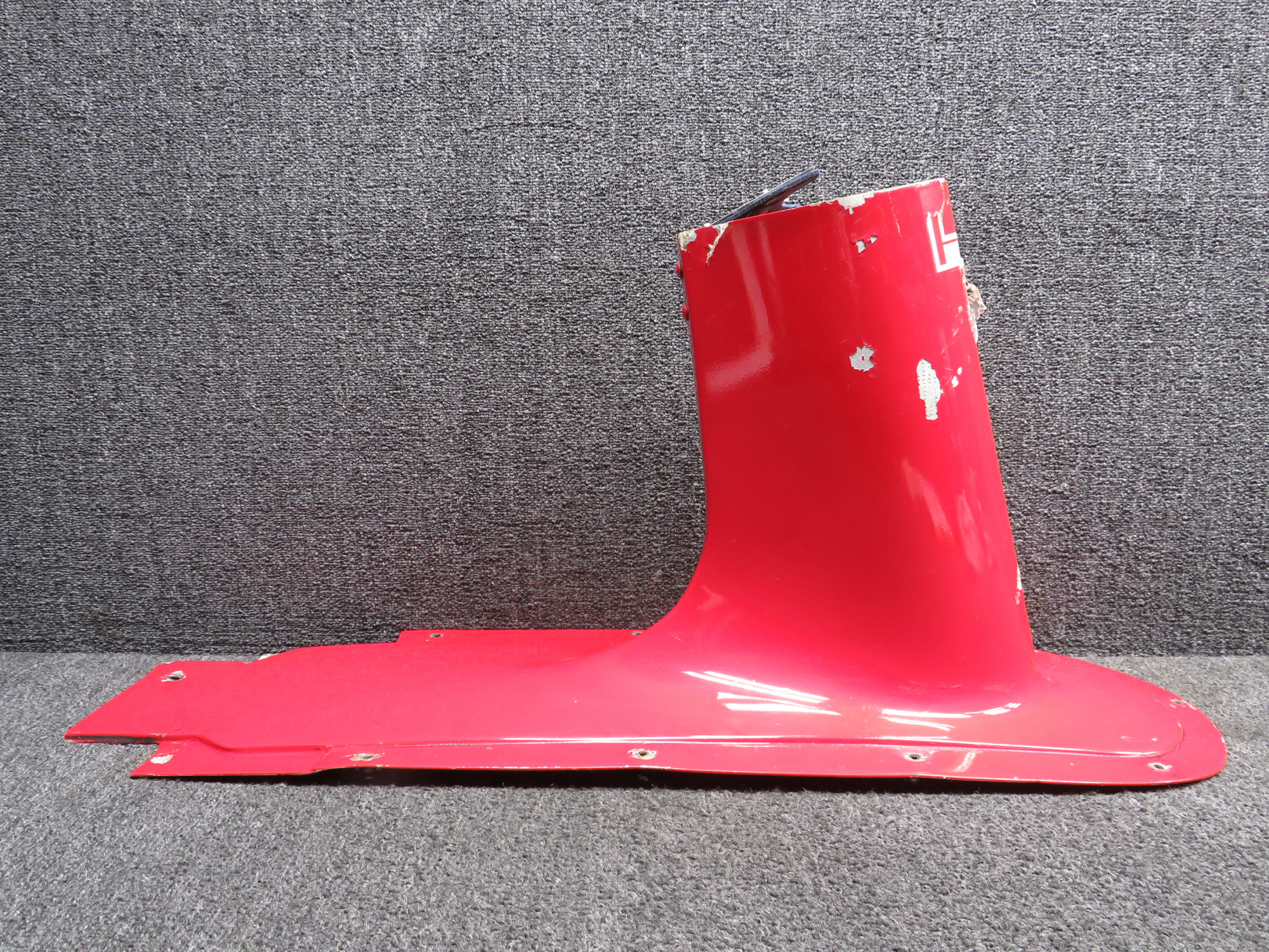LA71324001 (Use: 2842103-2) Cessna LC41-550FG Nose Gear Fairing