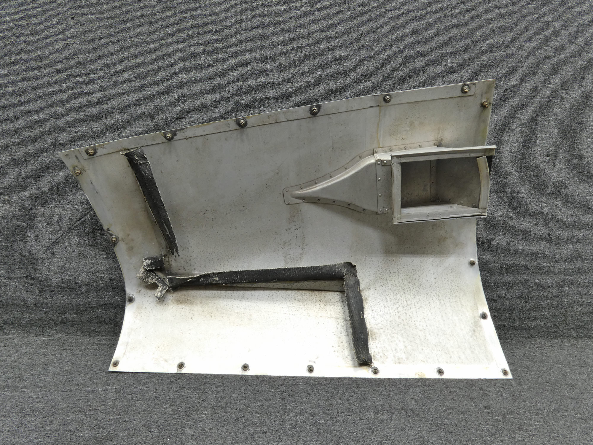 2252042-15 Cessna 182RG Cowl Assembly Upper LH For Sale
