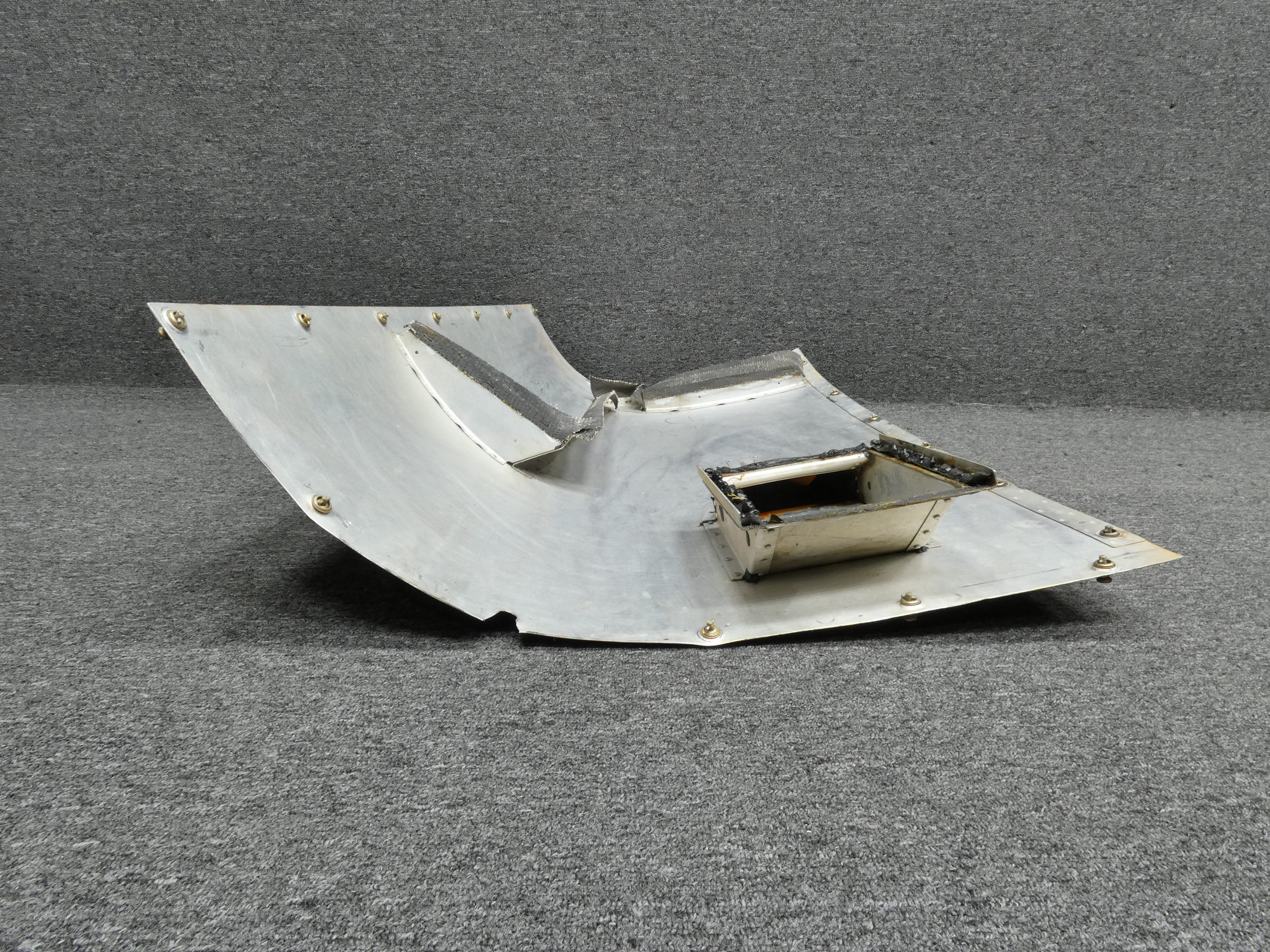2252042-15 Cessna 182RG Upper Cowl Assembly LH For Sale
