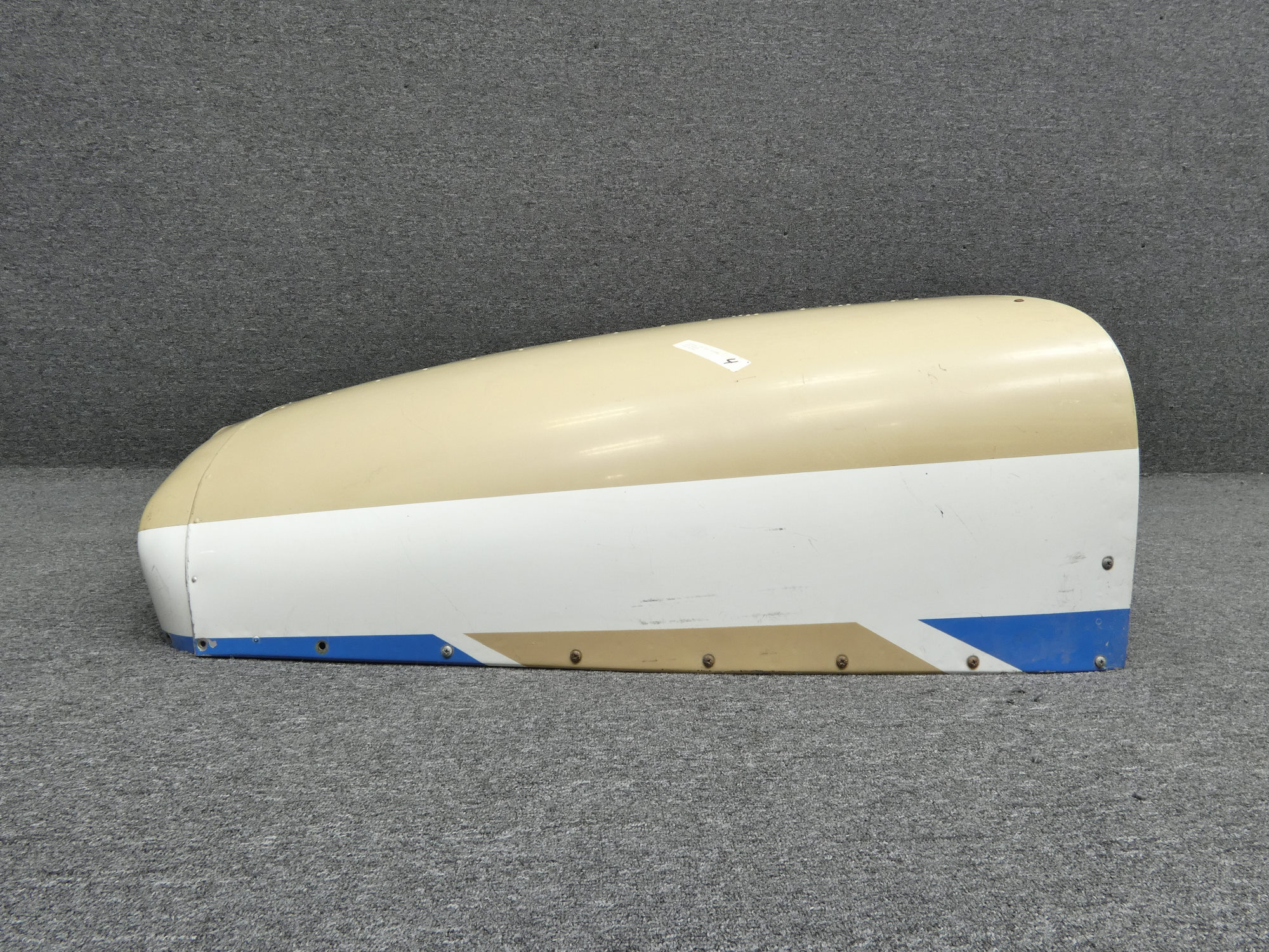 0552162-1 Cessna 172N Engine Upper Cowl Assembly with Nose Cap For