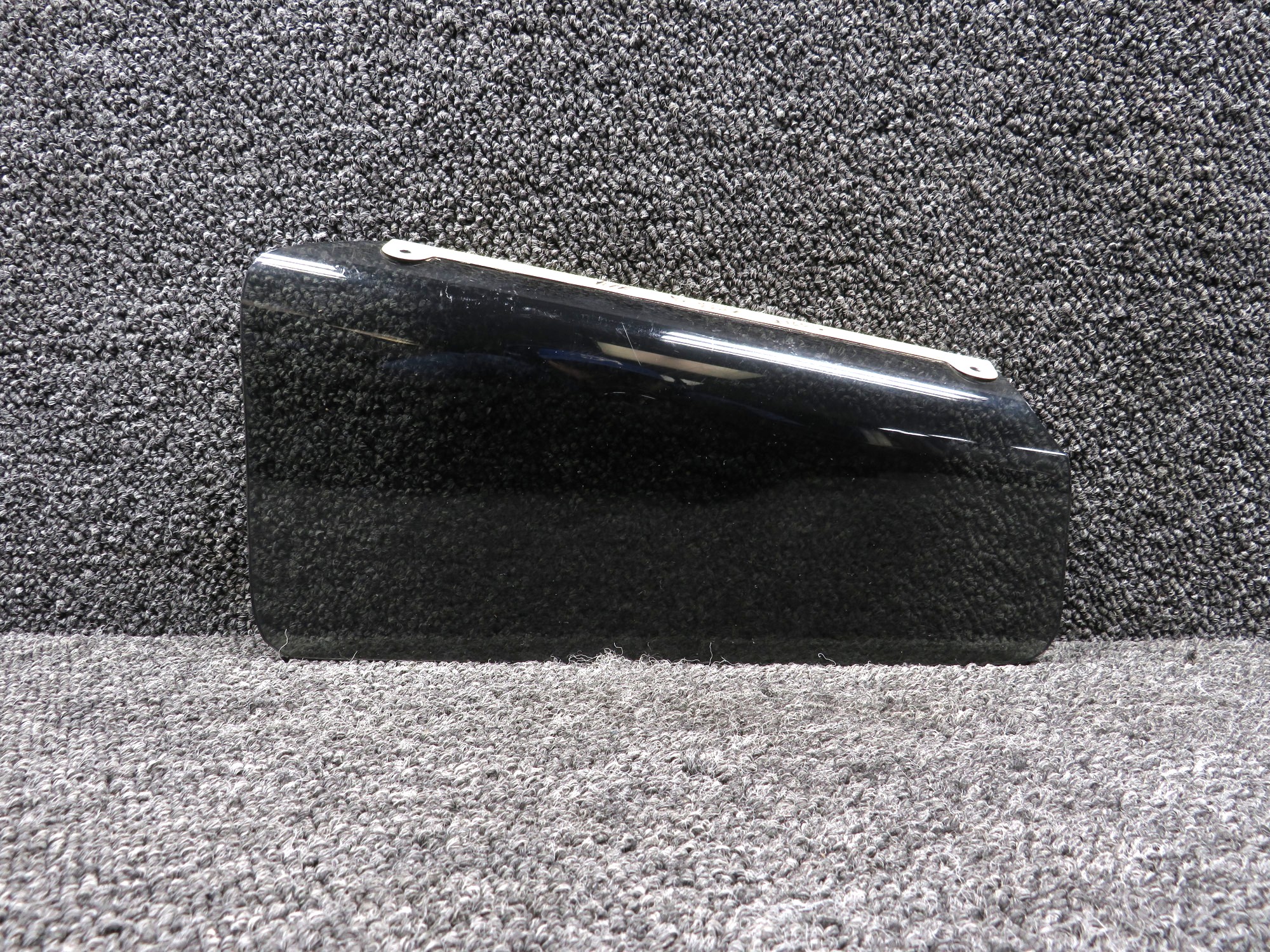 A-8051 A-8054 2点セット 5017555-18 Cessna 414 Sun Visor Right Hand