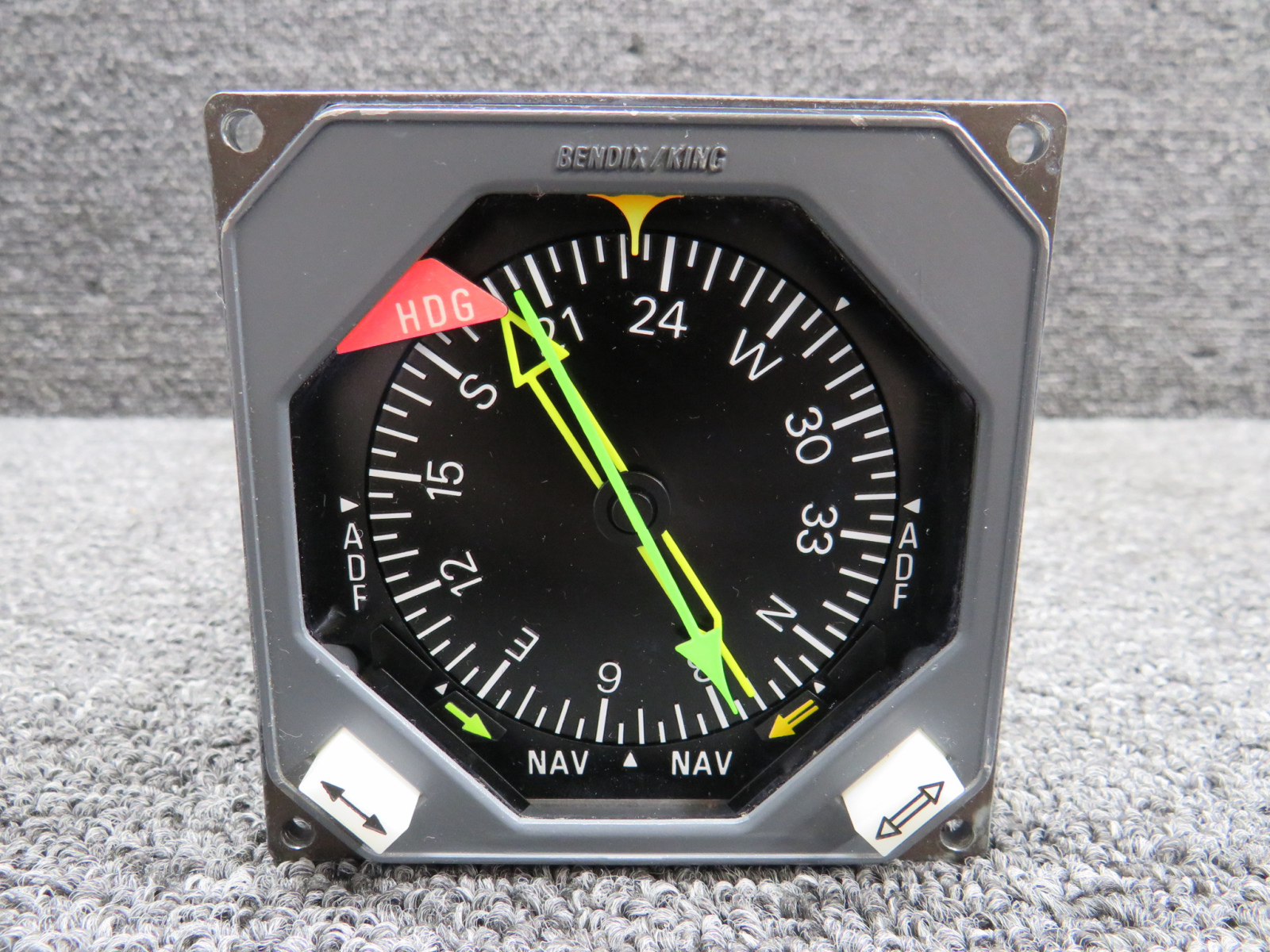 0660ページ 066-3060-03 Bendix-King KNI-582 Radio Magnetic Indicator w Mods (V
