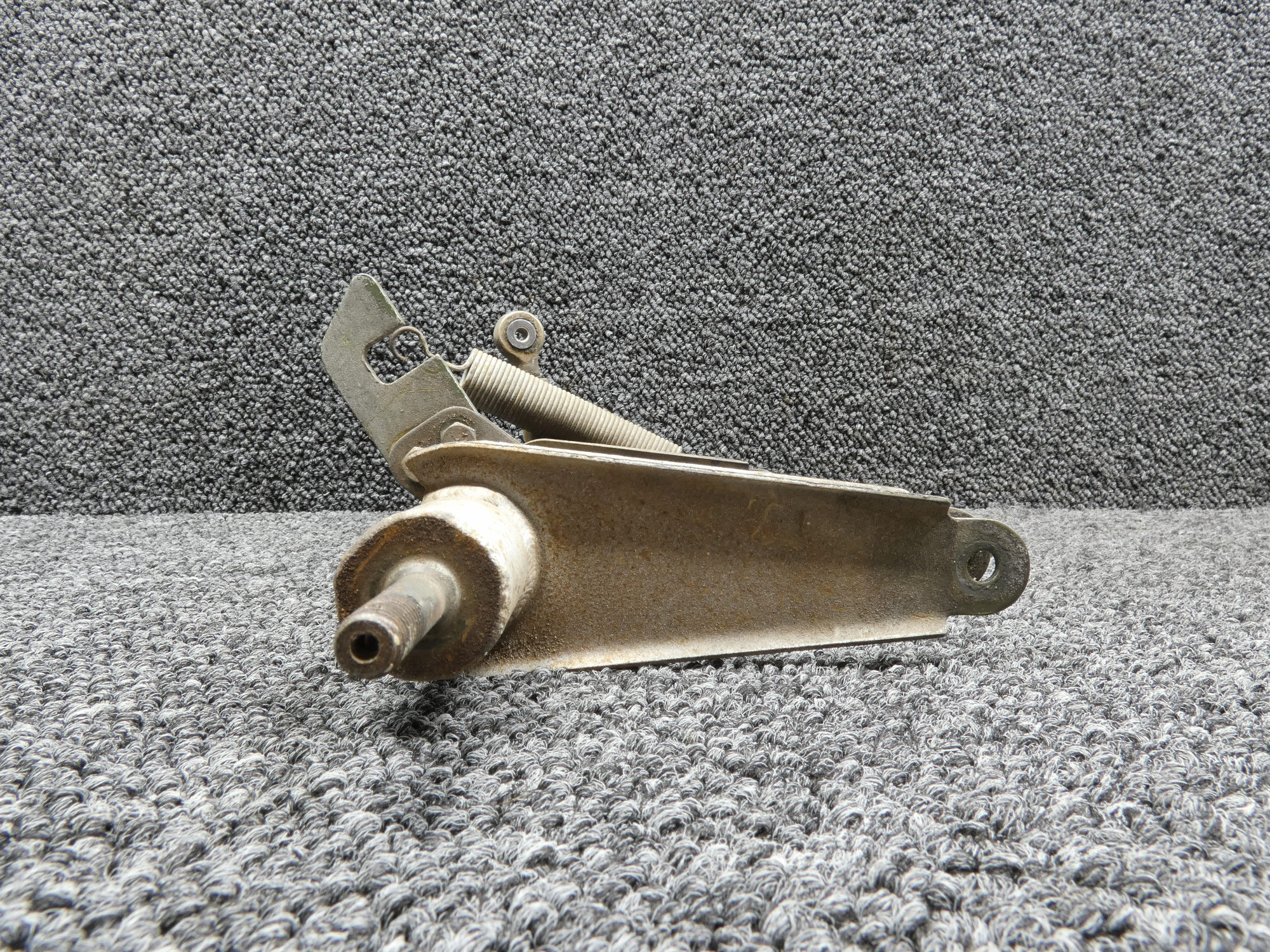 5045204-2 (Use: 5045204-5) Cessna 421B Nose Landing Gear Uplock