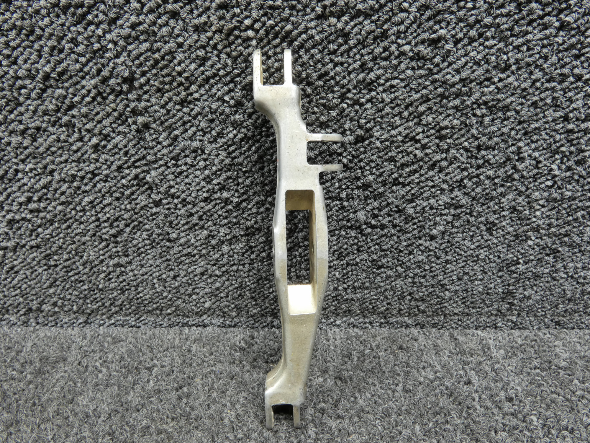 1243032-1 Cessna 210 Nose Gear Steering Cross Bar For Sale