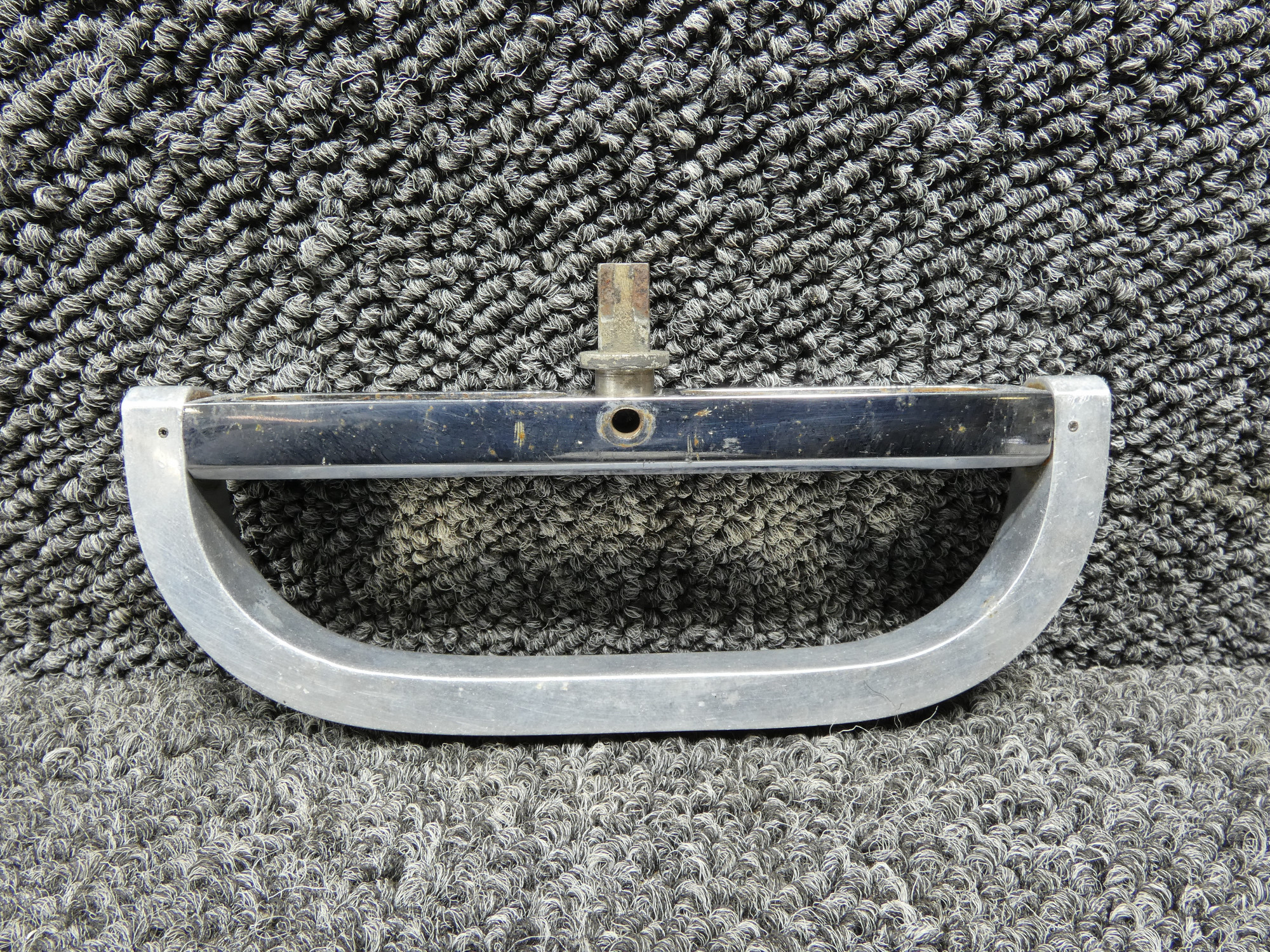 goodservicenatureページ AV0477 Cessna 401 Cabin Door Interior Handle Assembly For Sale