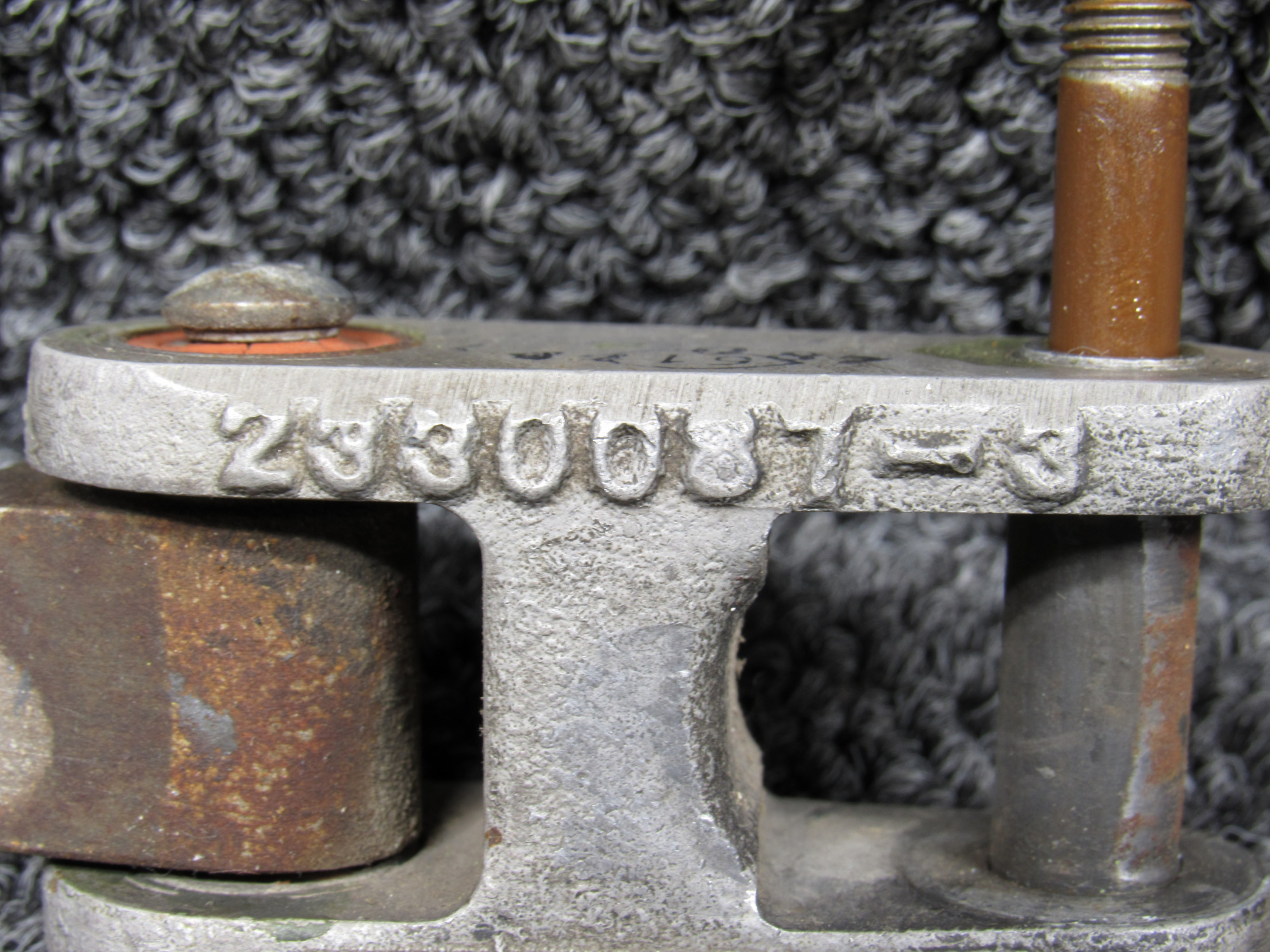 2330087-3 AeroCommander 500B Main Gear Door Operating Link