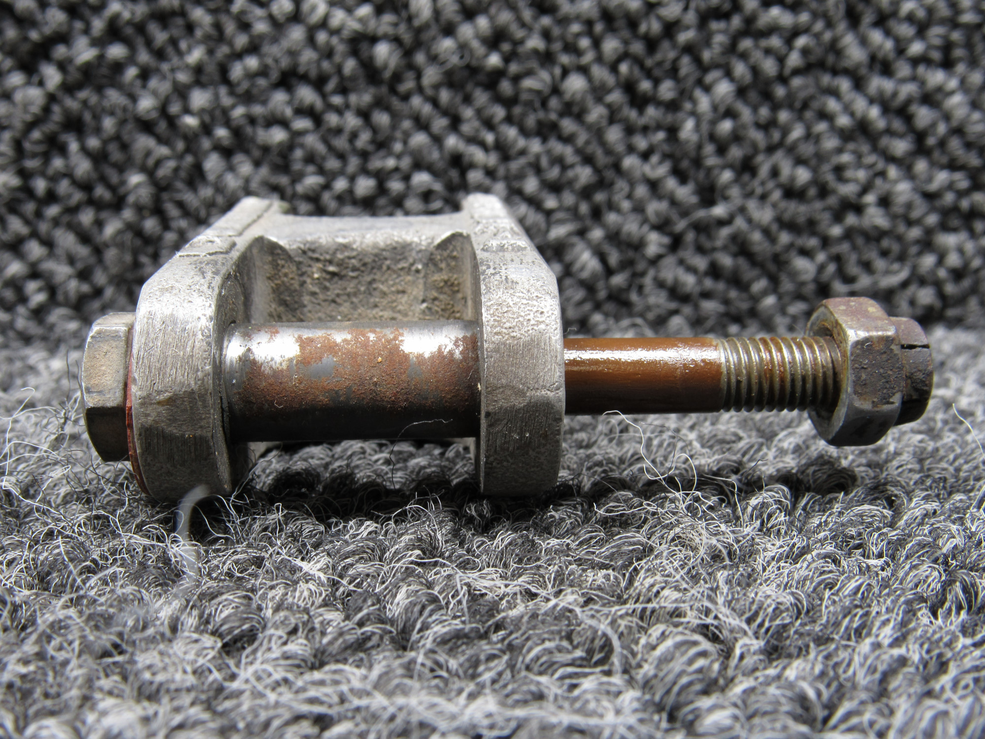2330087-3 AeroCommander 500B Main Gear Door Operating Link