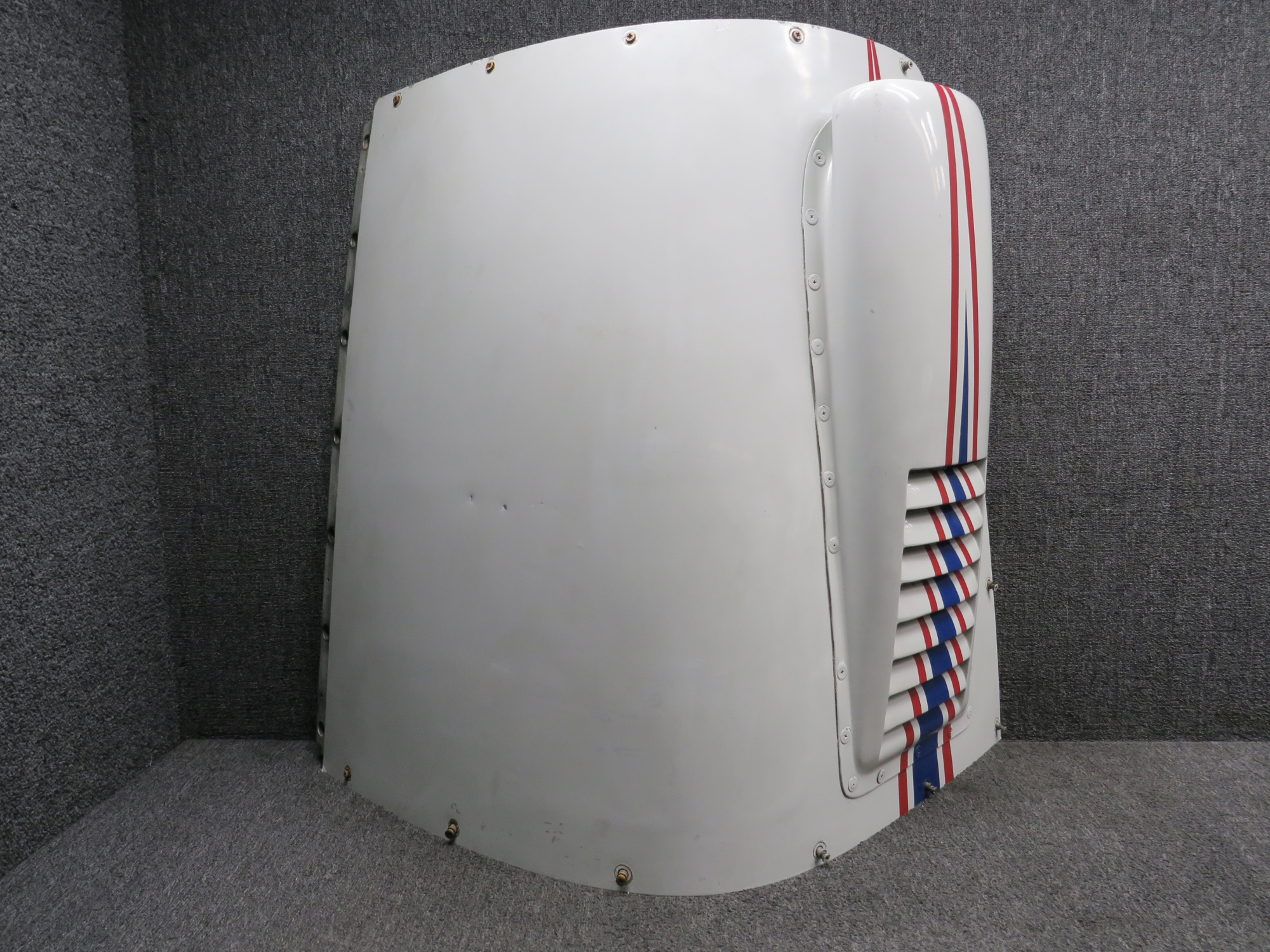 38ページ 1552166-12 Cessna T337G Forward RH Engine Cowl Door Assembly