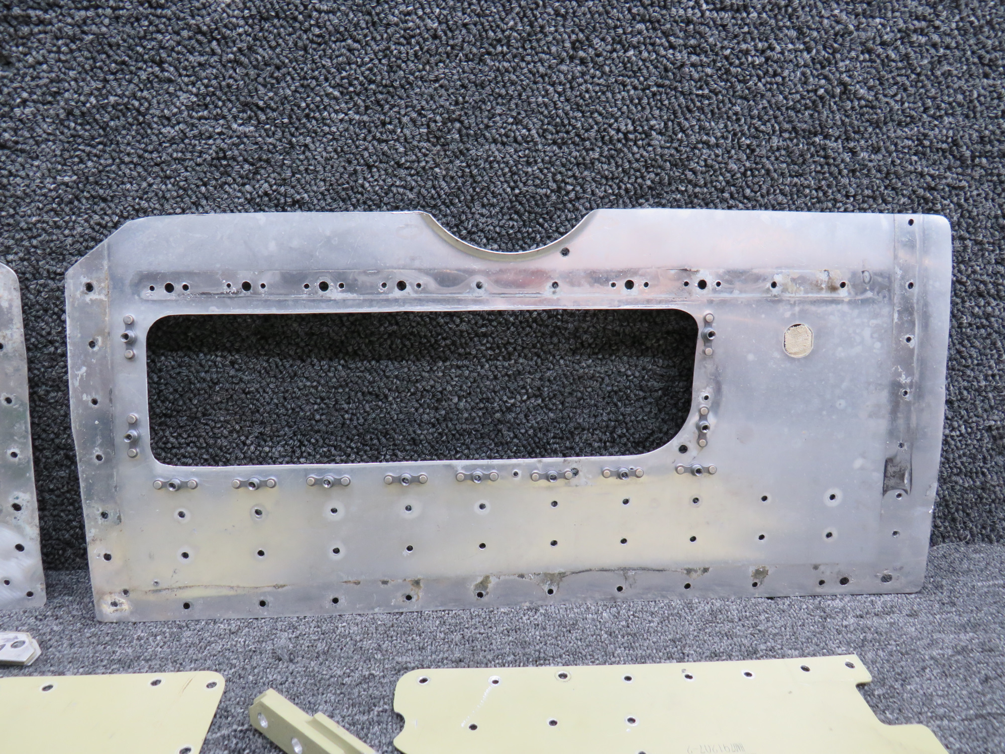 HA-SK182-115 Cessna 182 Lower Doorpost Bulkhead & Wing Strut