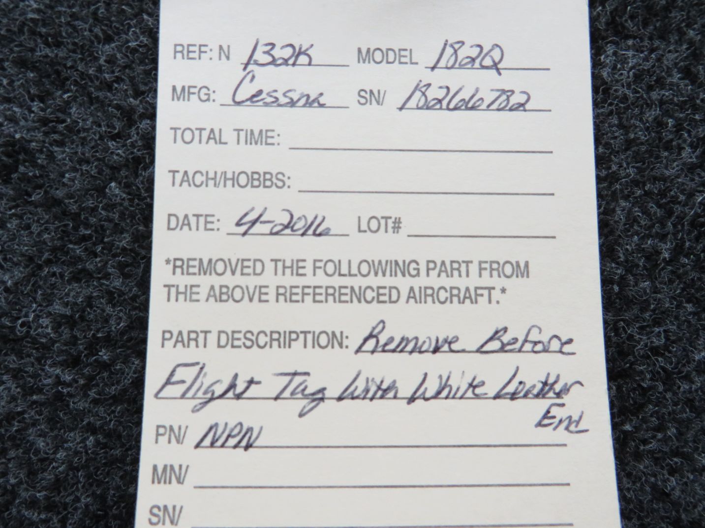 正真正銘１９７８年・REMOVE BEFORE FLIGHT ピン Remove Before Flight Flags