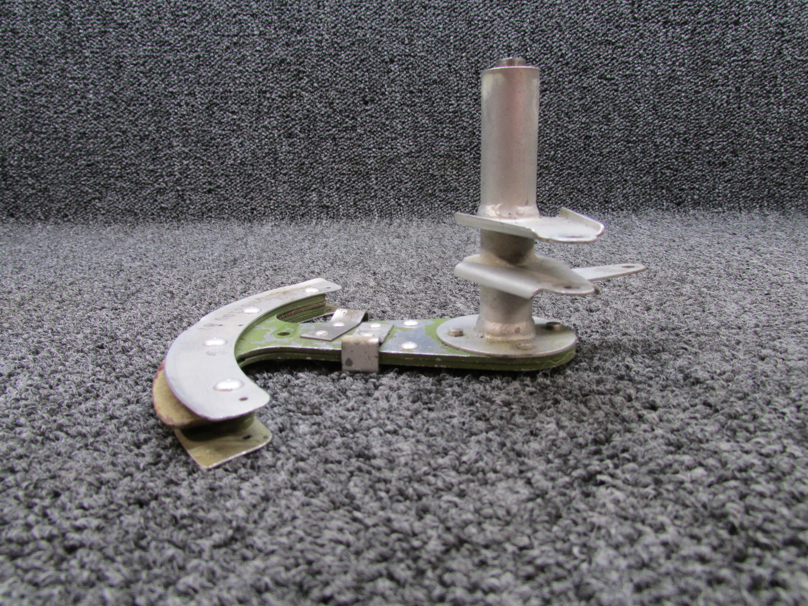 0862100-87 Cessna 320 Aileron Quadrant Assembly Left Hand