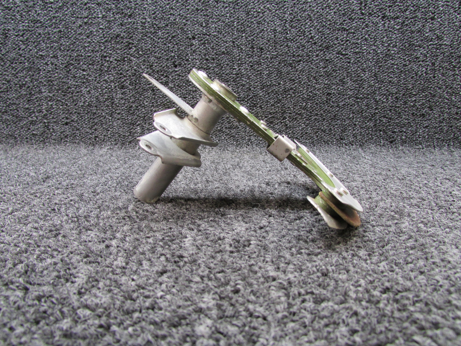 0862100-87 Cessna 320 Aileron Quadrant Assembly Left Hand