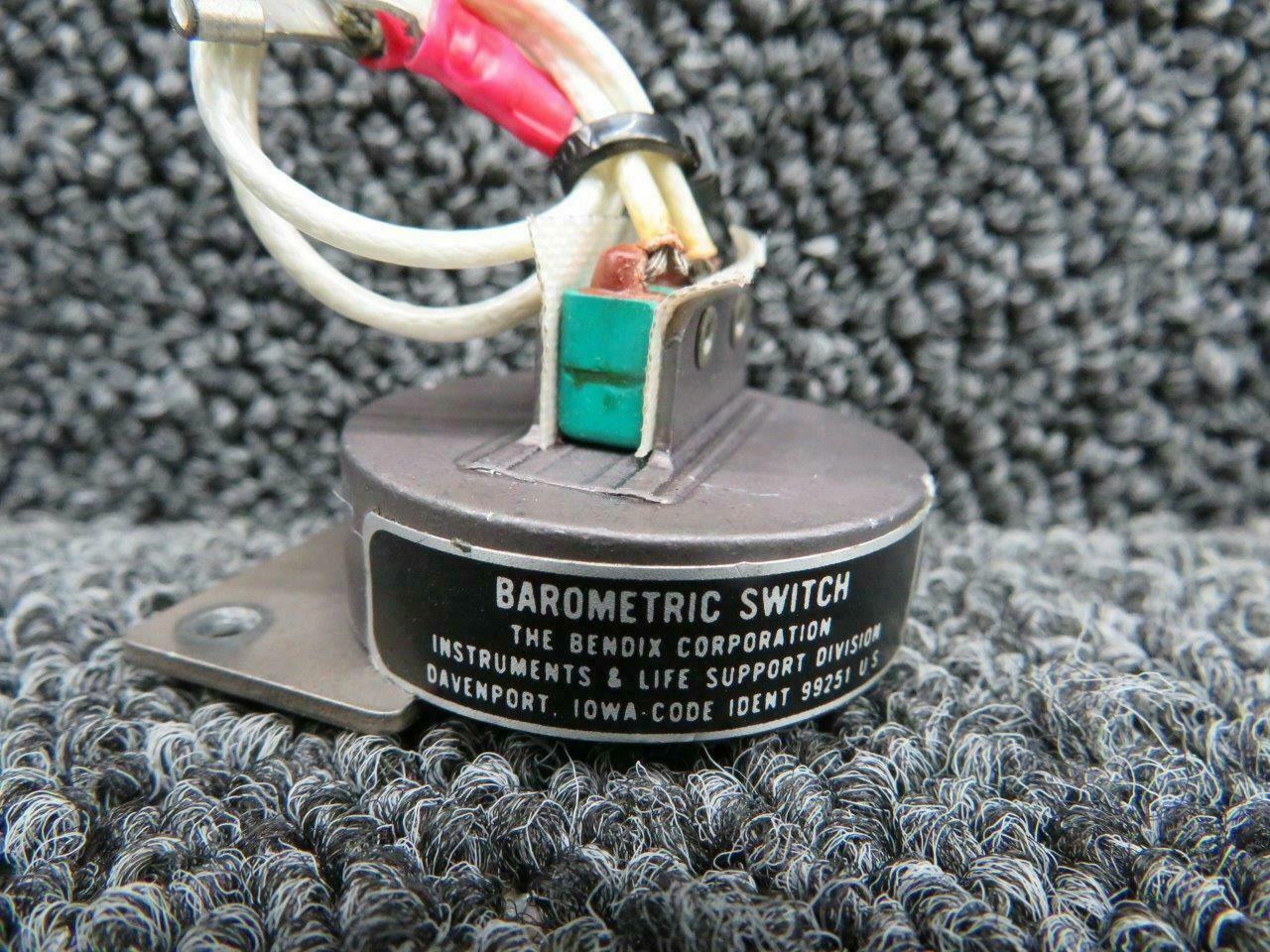 GB300NA135 Beech 58P Bendix Barometric Switch (Voltage 28)