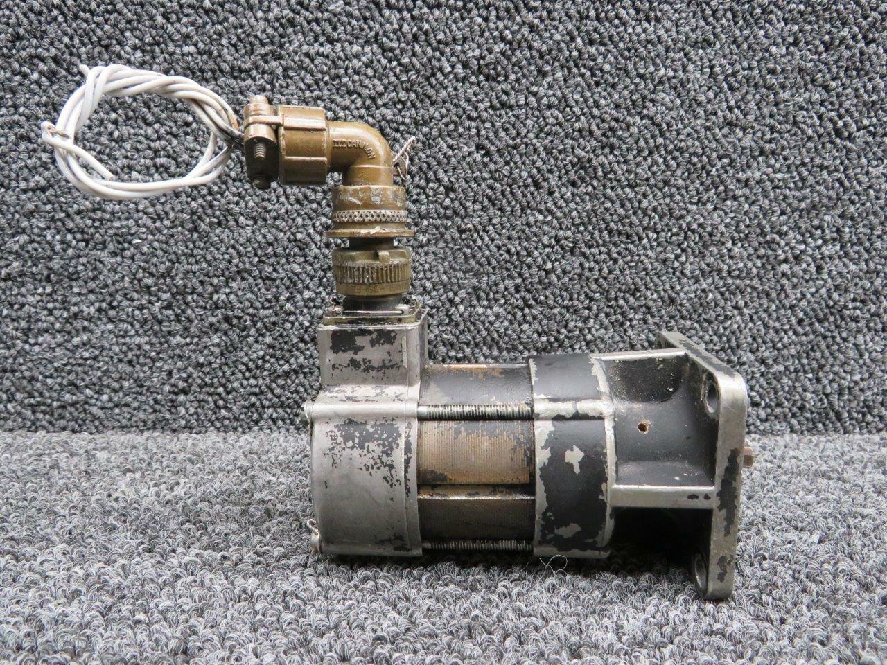 96389000 (Use 963890003) Beech 58P ElectroMech 4Pole Tachometer Generator (V 28)