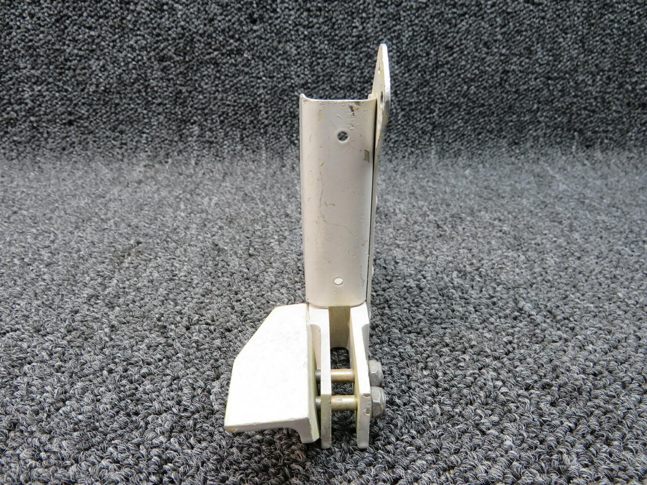 608100922 Beechcraft 58P Main Landing Gear Uplock Assembly RH