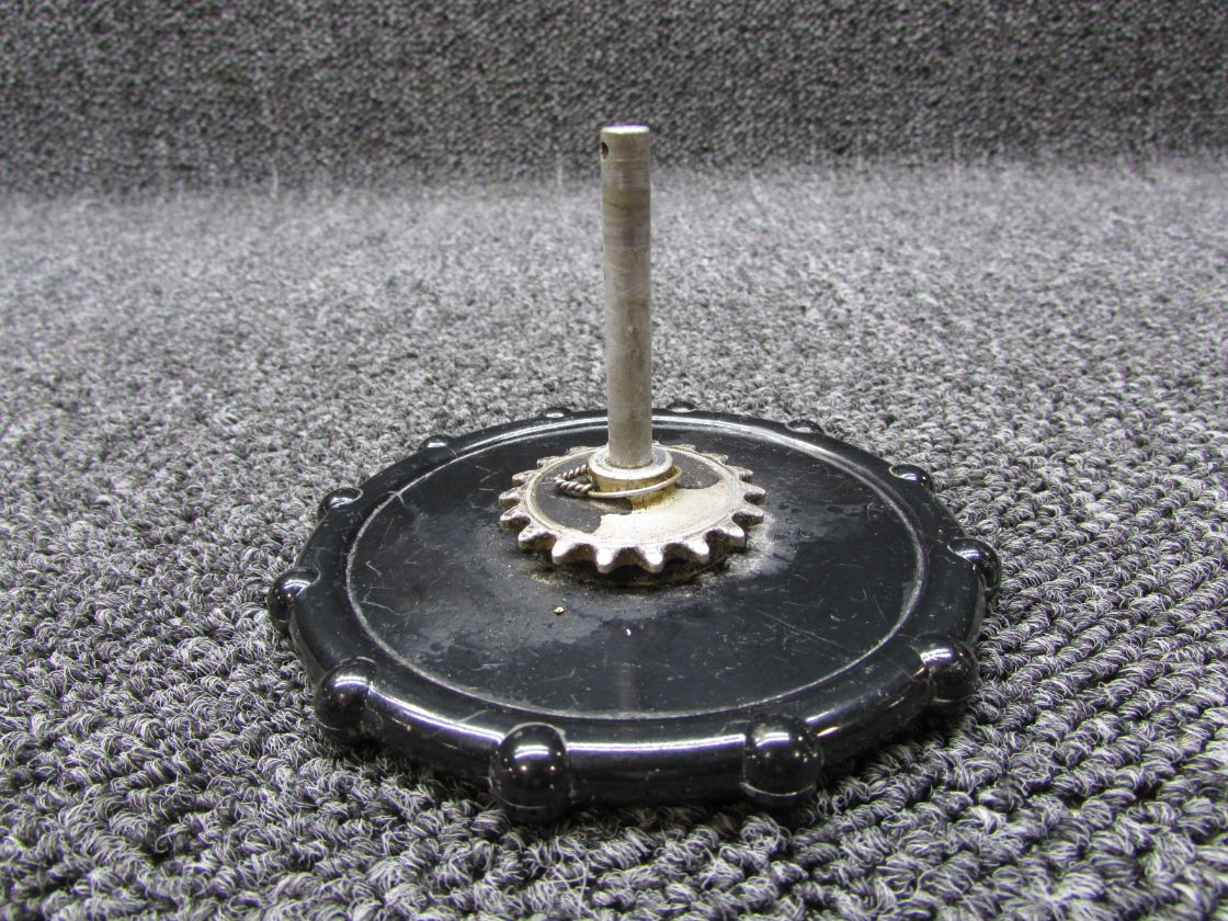MAJESTAです 1713269-1 Cessna 182RG Rudder Trim Wheel Assembly with