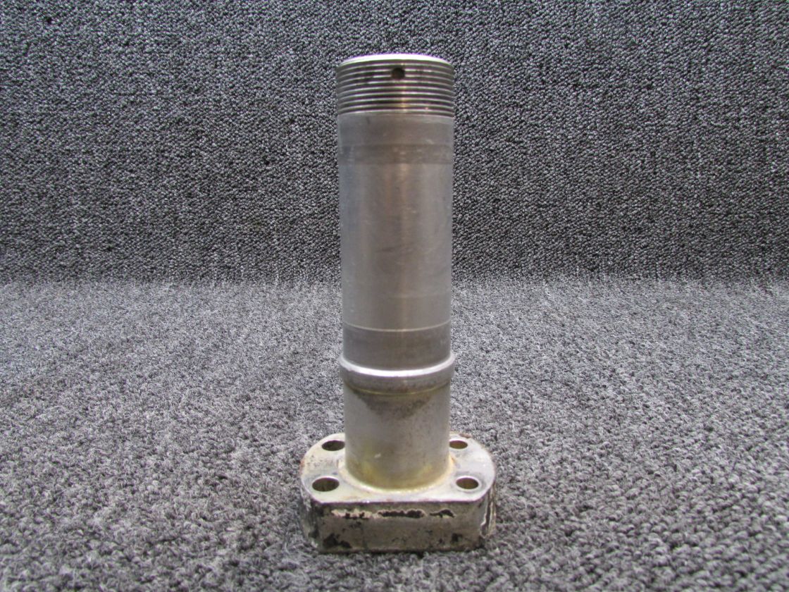 Cessna,引き取り限定、福岡県 0541124 (Use: 0541124-0) Cessna 172D Main Gear Axle with