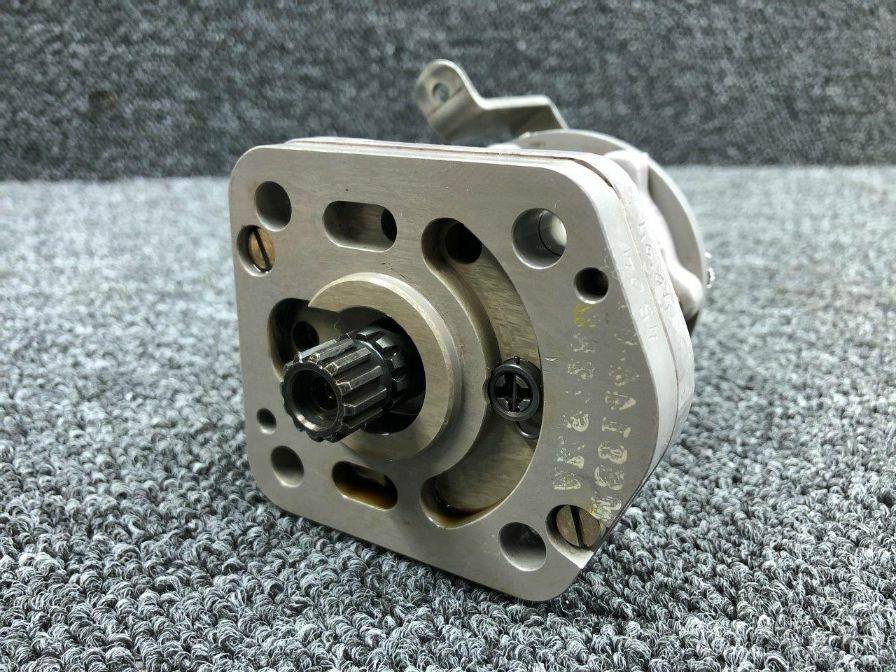 AA210760L (M/N PCU5000) Continental IO470N14 Aero Tech Propeller