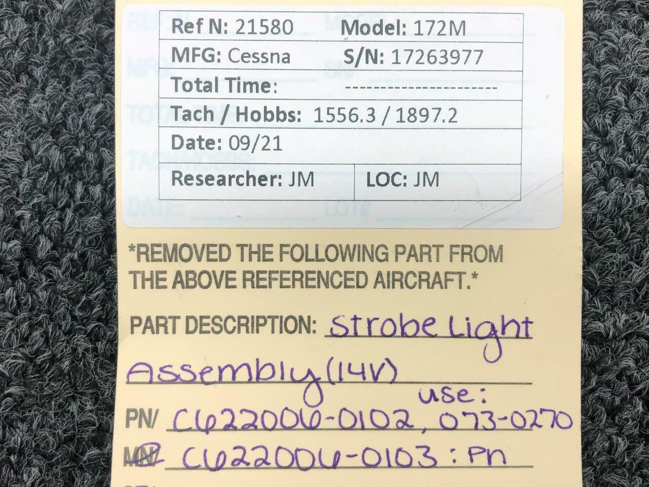 C6220060102 / C6220060103 Cessna 172M Strobe Light Assembly (Volts 14)