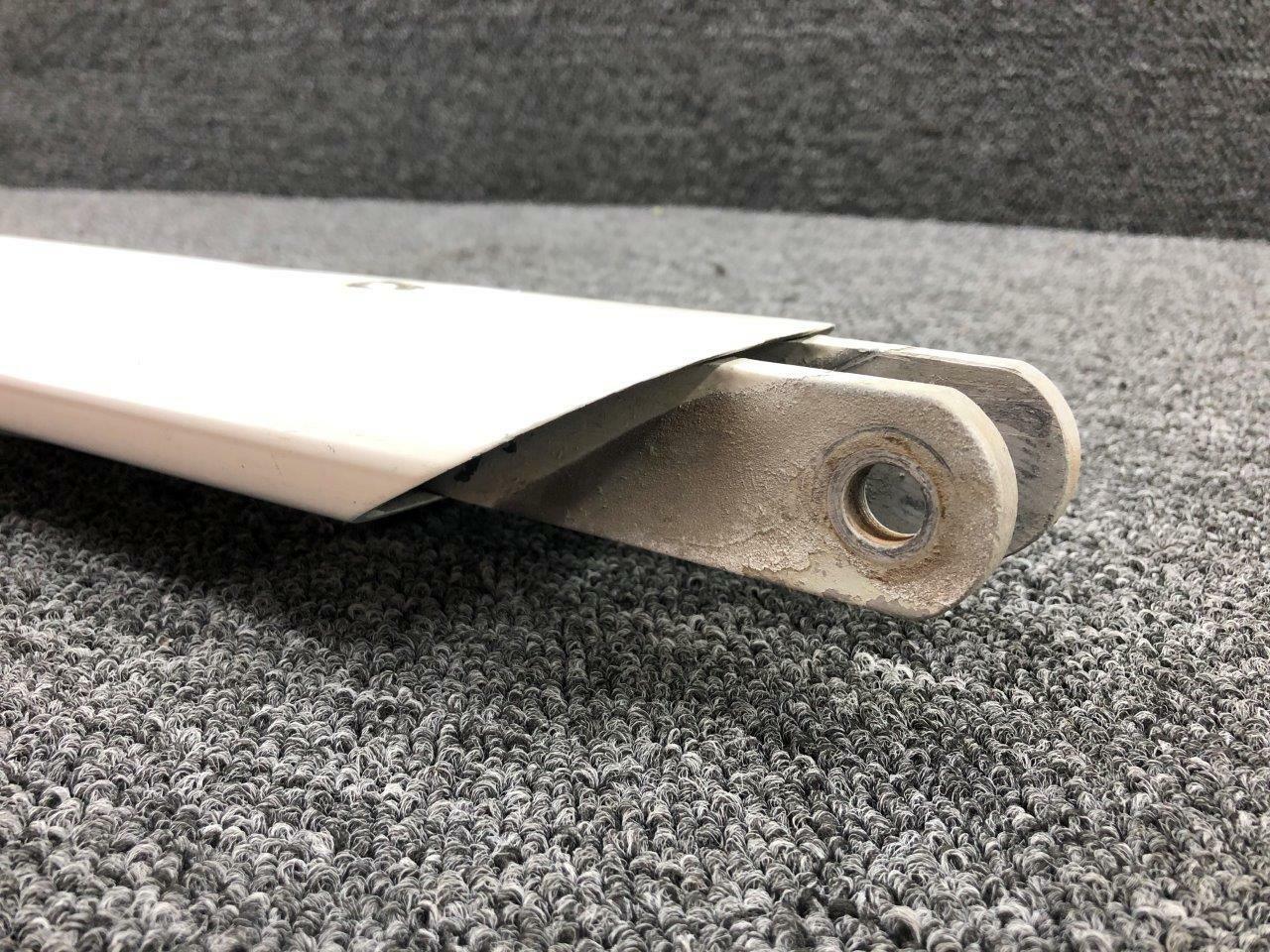 052360613 Cessna 172 Wing Strut Assembly RH