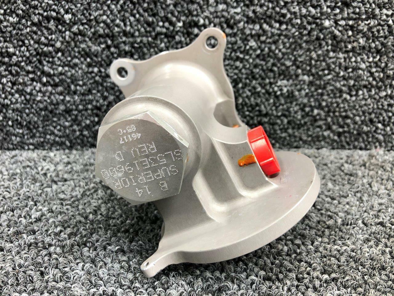 D7231 / 53E22144 IO540AE1A5 Oil Filter Adapter W/ Bypass Valve