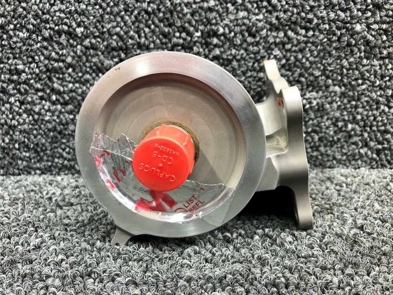 D7231 / 53E22144 IO540AE1A5 Oil Filter Adapter W/ Bypass Valve