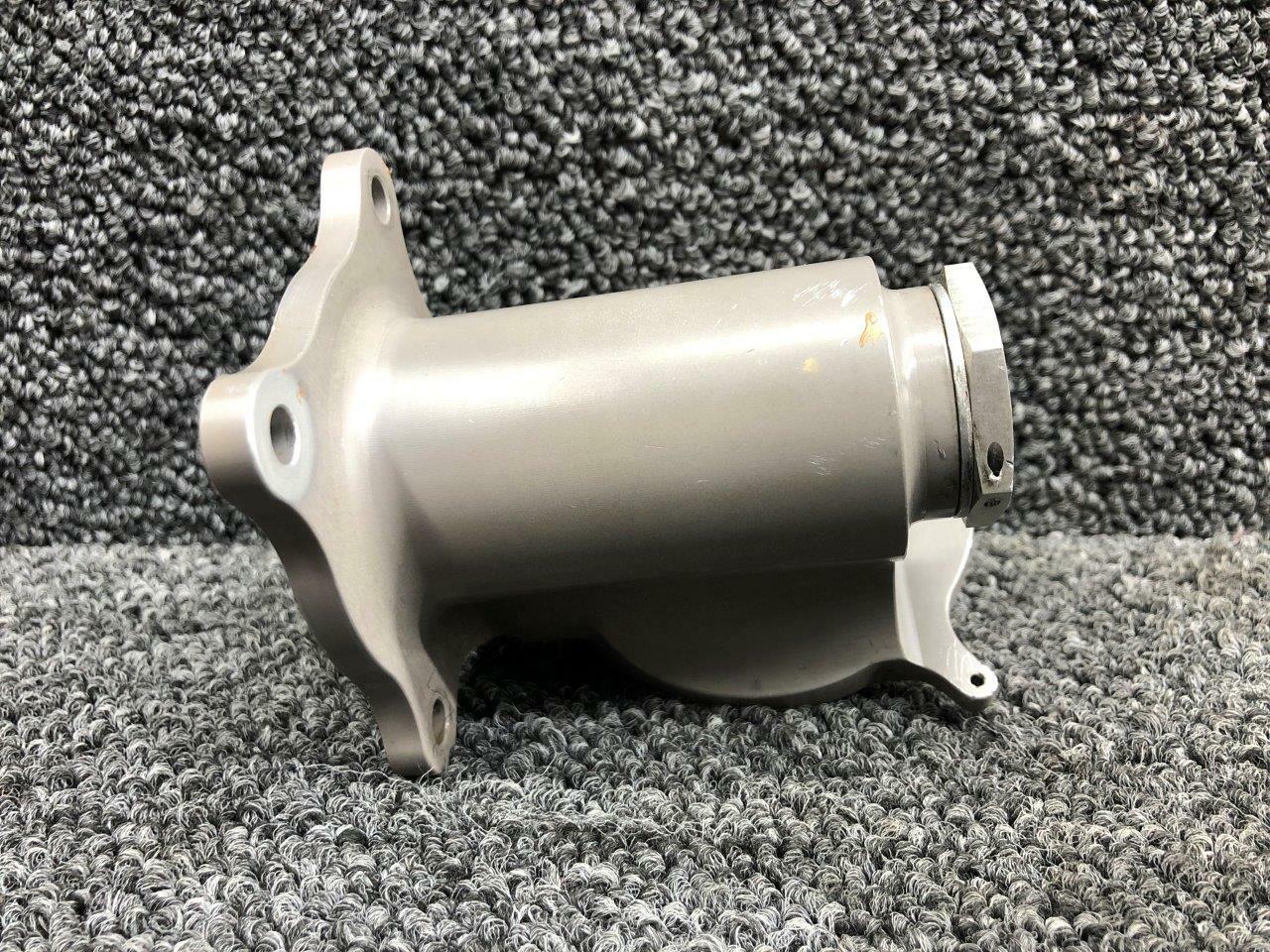 D7231 / 53E22144 IO540AE1A5 Oil Filter Adapter W/ Bypass Valve