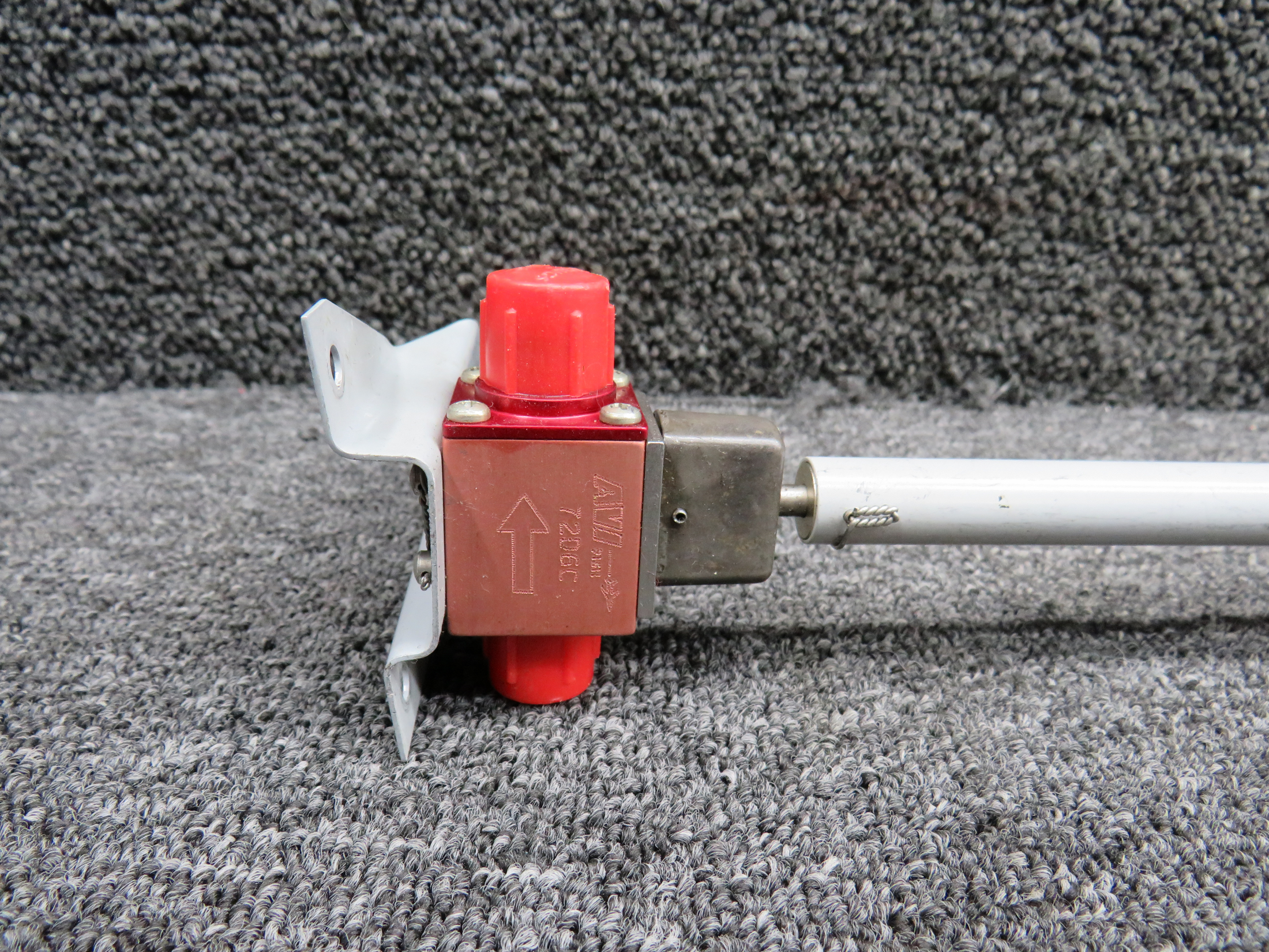 C670-1, C791-2, C499-1 Robinson R44 Fuel Shut Off Valve with Knob