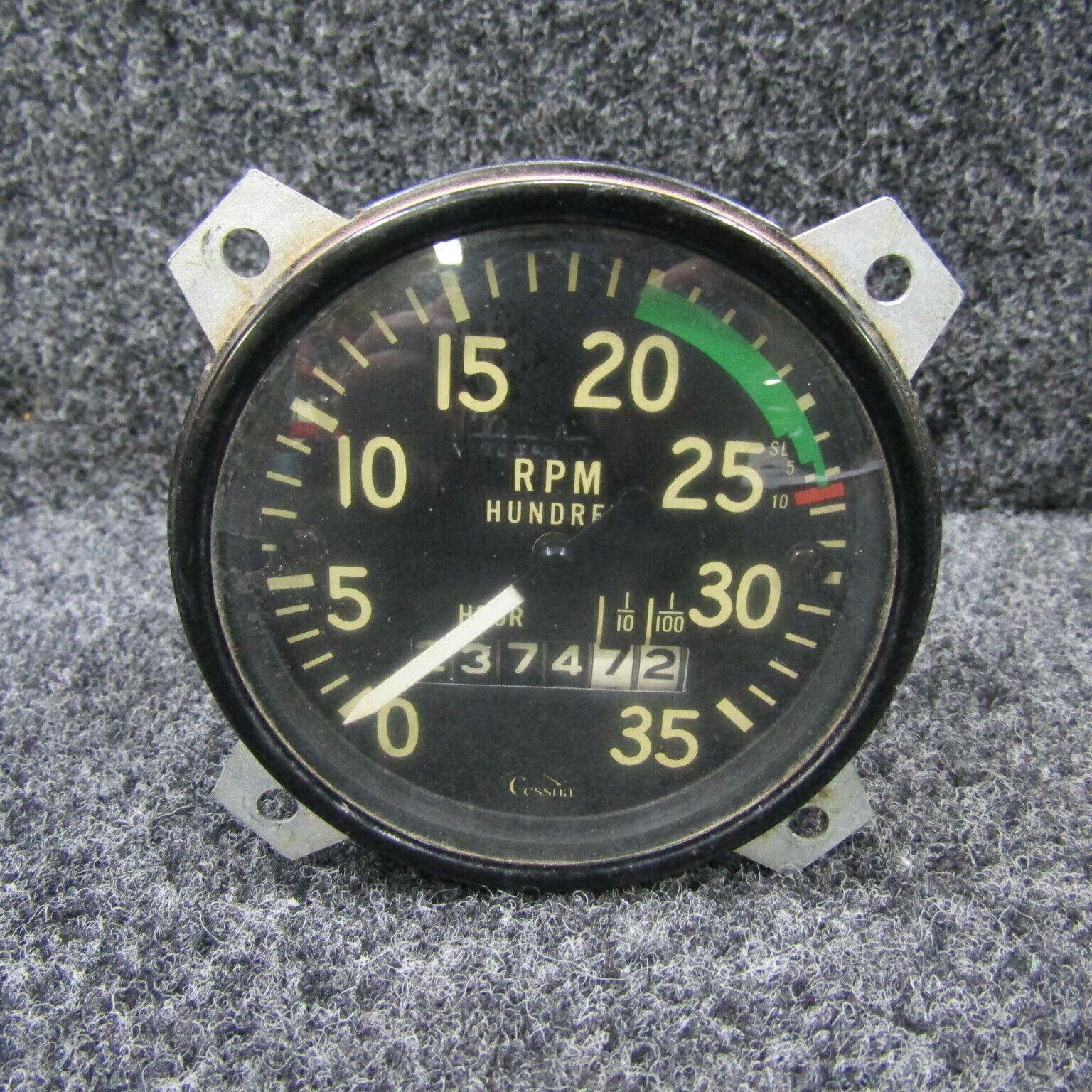 Cessna Tach Indicator