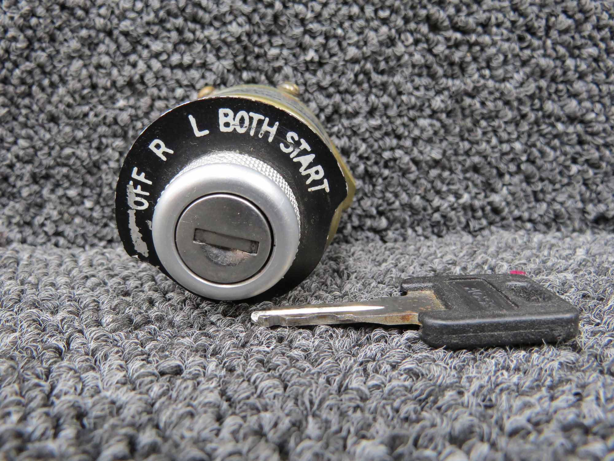 瑞泉510 Cessna ACS Ignition Switch W/ Key C292501-107 A-510-9 | eBay