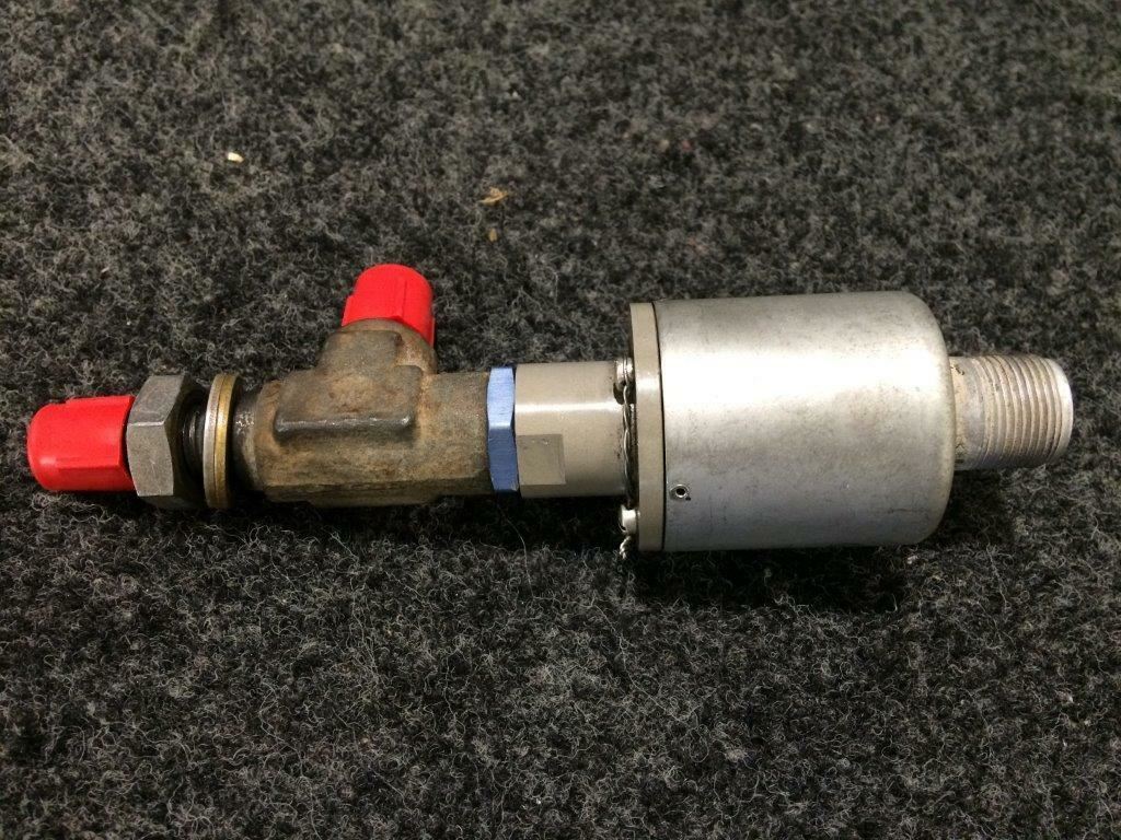 214c40-1-49-piper-pa34-200t-seneca-ii-engine-pressure-switch-14v