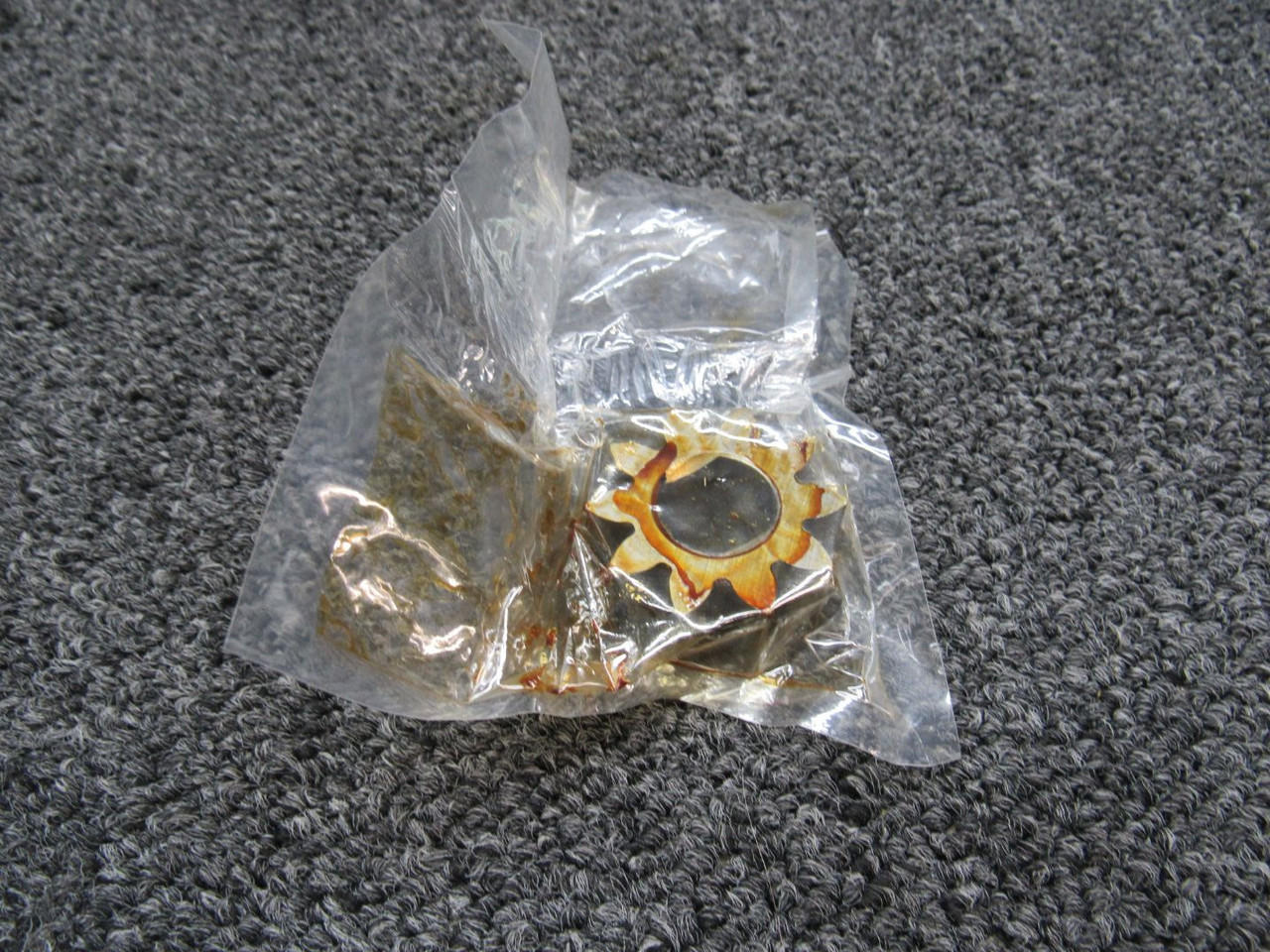 Oil Pump Gear (REFERENCE KIT LW14131) (NOS) (SA)