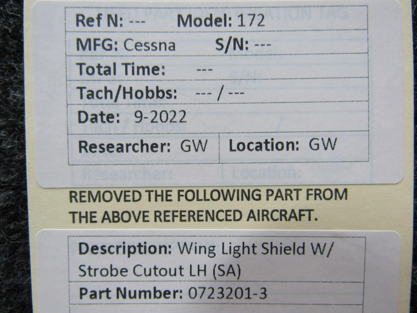 07232013 Cessna 172 Wing Light Shield W/ Strobe Cutout LH (Colored) (SA)