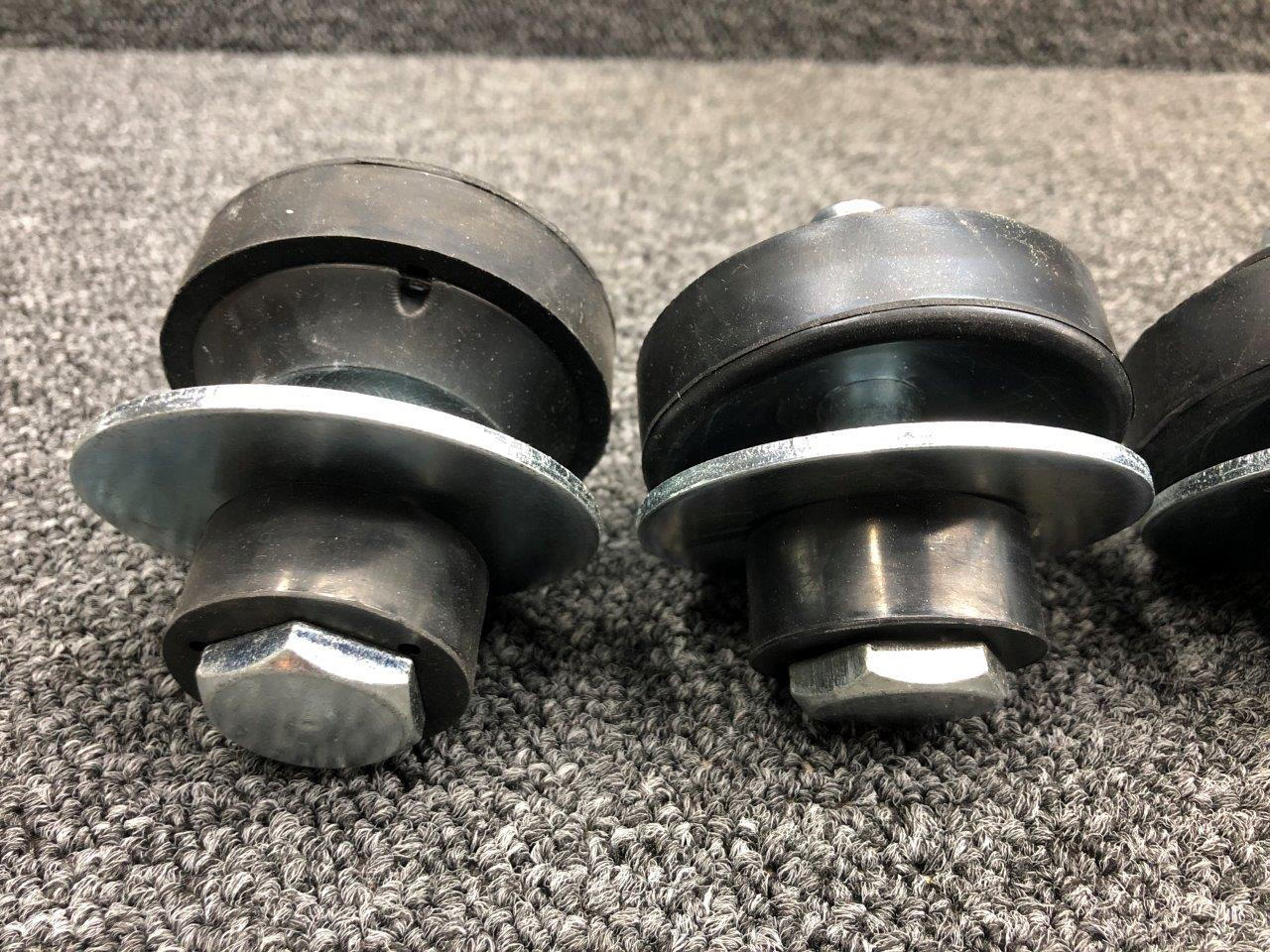 7209314 Speedway Motors Universal Engine Mount Cushion Kit (NEW OLD STOCK)