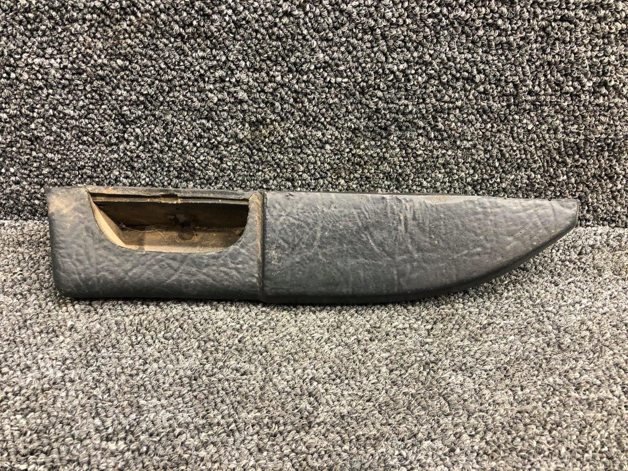 07150394 Cessna 172N AFT Armrest Assembly RH (Black)