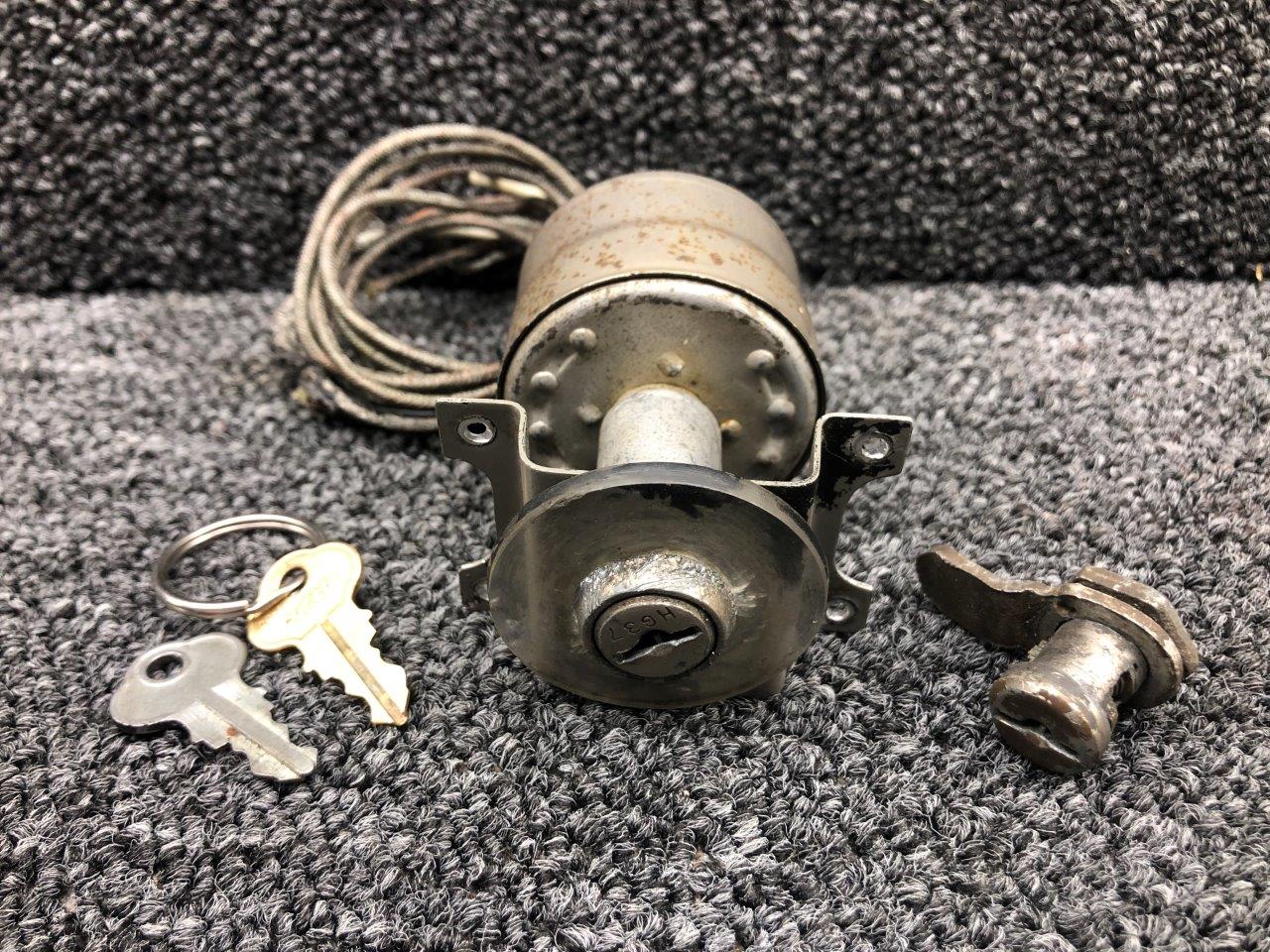 32670 (ALT: 0413125) Cessna 170 Ignition Switch Assembly W/ Lock
