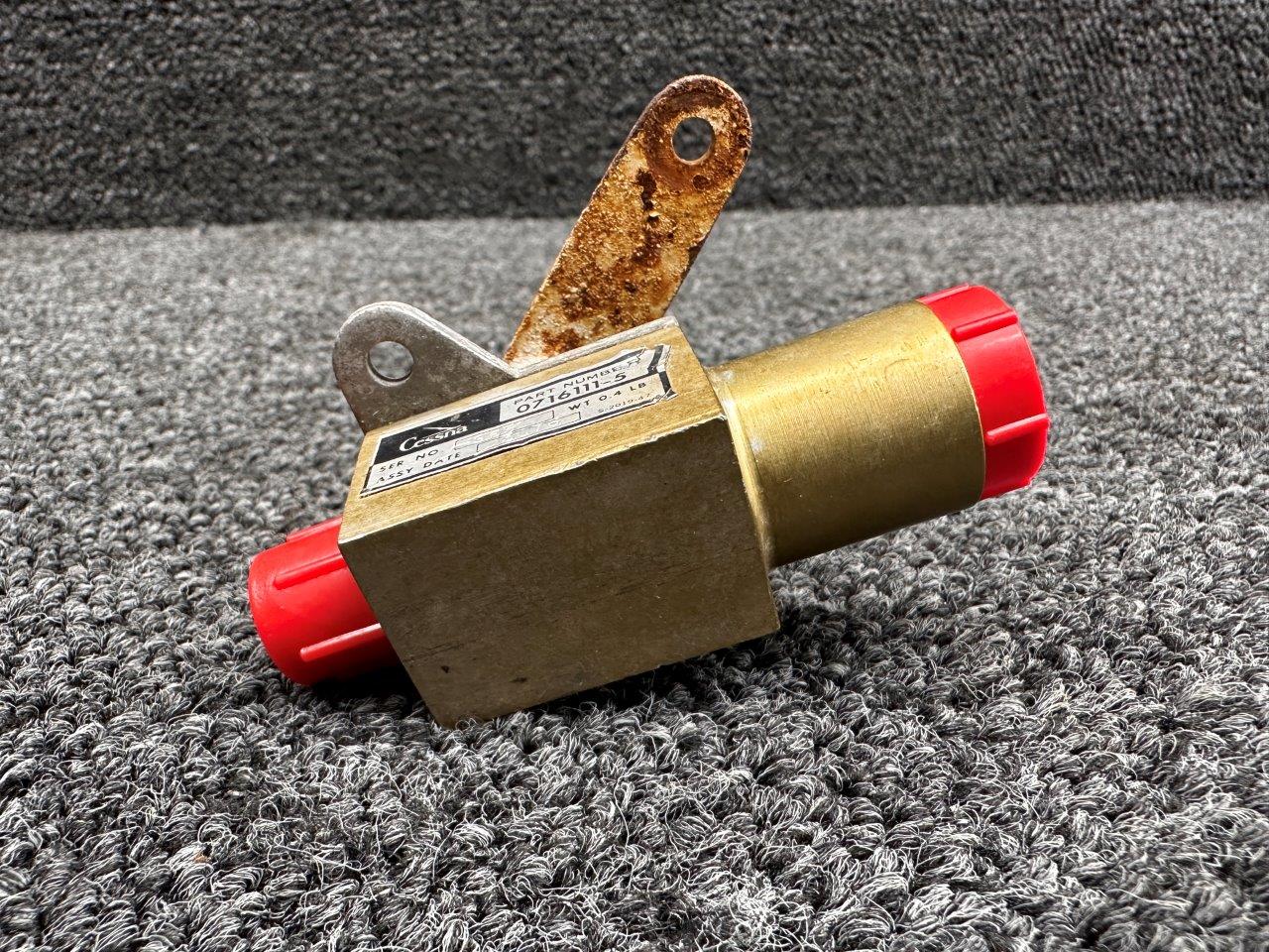 0716111-5 Cessna A188B Fuel Valve Assembly For Sale