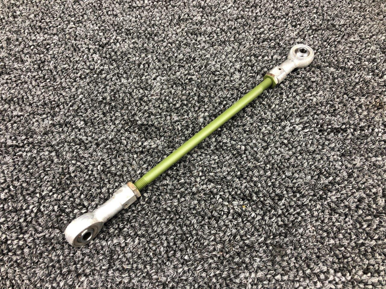 0523218 Cessna 172RG Aileron Push Pull Rod Assembly LH or RH (ZINC)