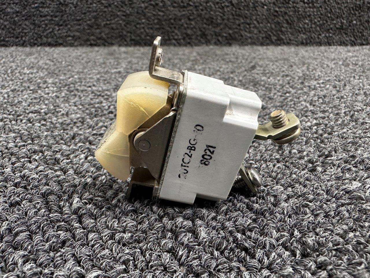 20TC2-BG-10 (Alt: 930023-005) Klixon Pitot Heat Rocker Switch