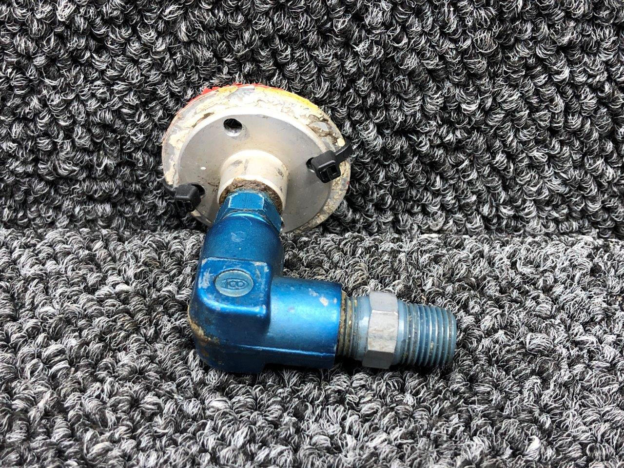 S17763, S3471 Cessna 172K Pitot Static Source Button with Plate