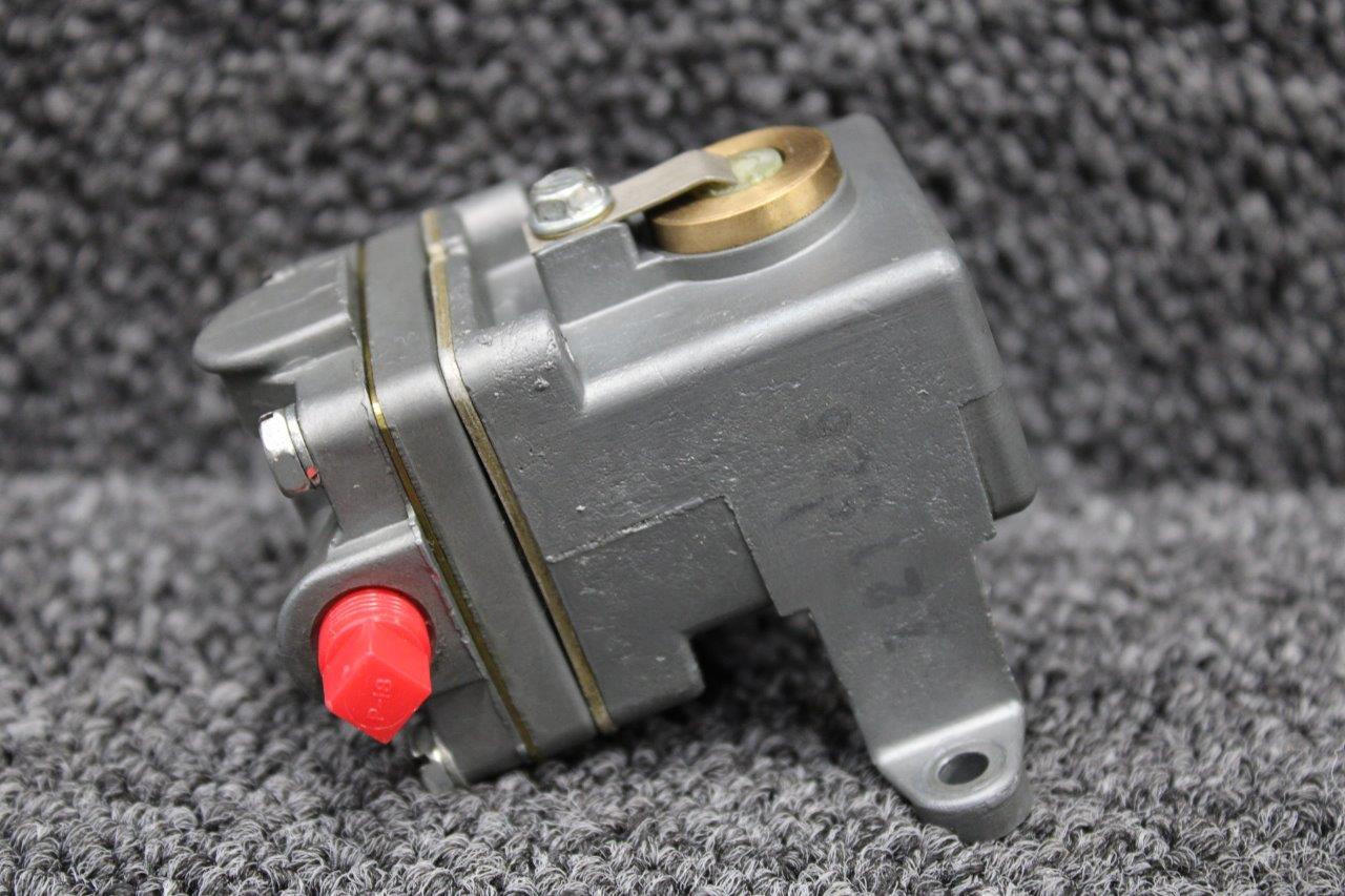 714769, Use Part Number G714769, Janitrol Heater Fuel Pump Assembly