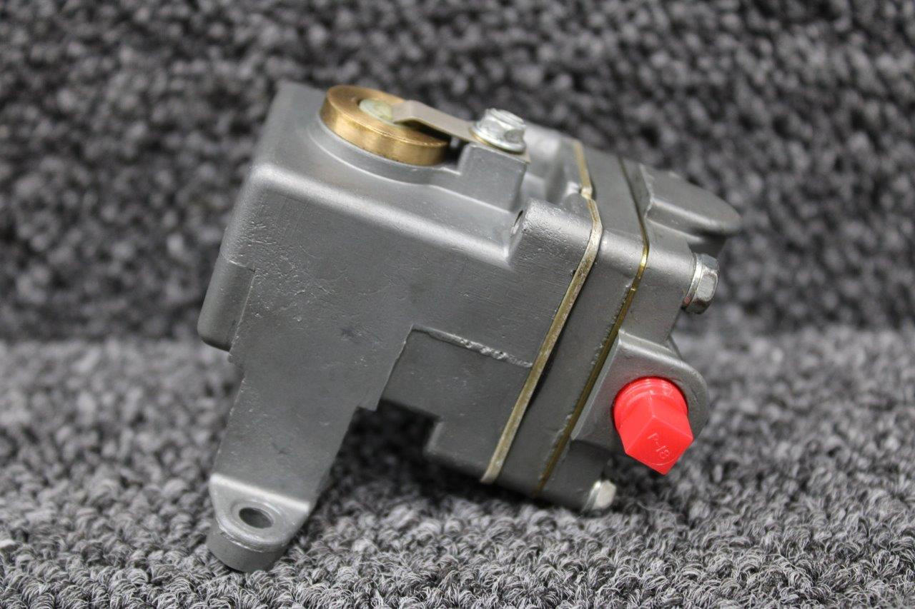 714769, Use Part Number G714769, Janitrol Heater Fuel Pump Assembly