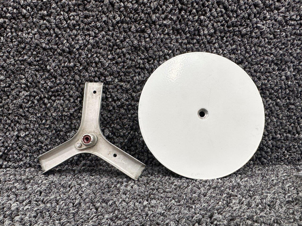 45620020, 45620021 Beech 95C55 Horizontal Access Hole Cover Plate Has Clamp
