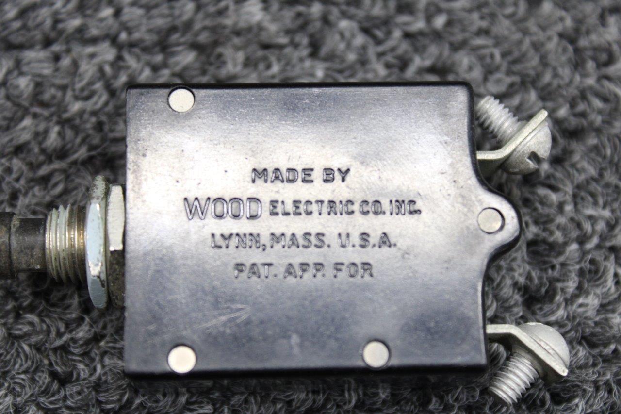 CB2305A Wood Electric Set of 8 Push Breakers (8A) | BAS Airplane Parts